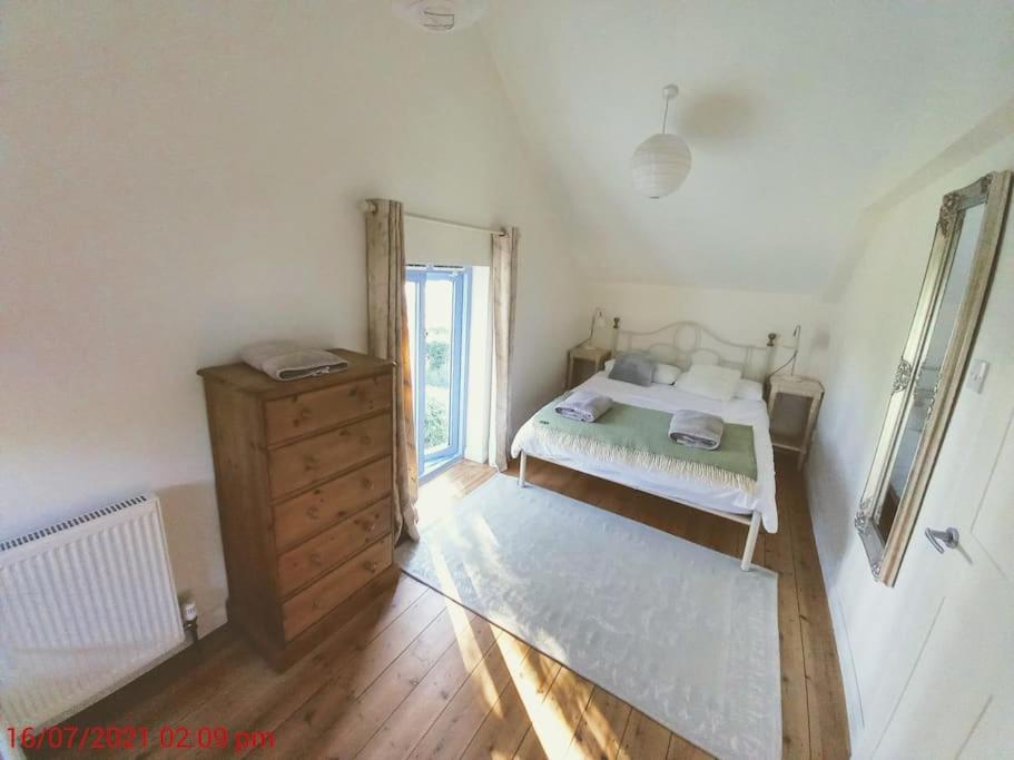 Golden Square Holiday Cottage