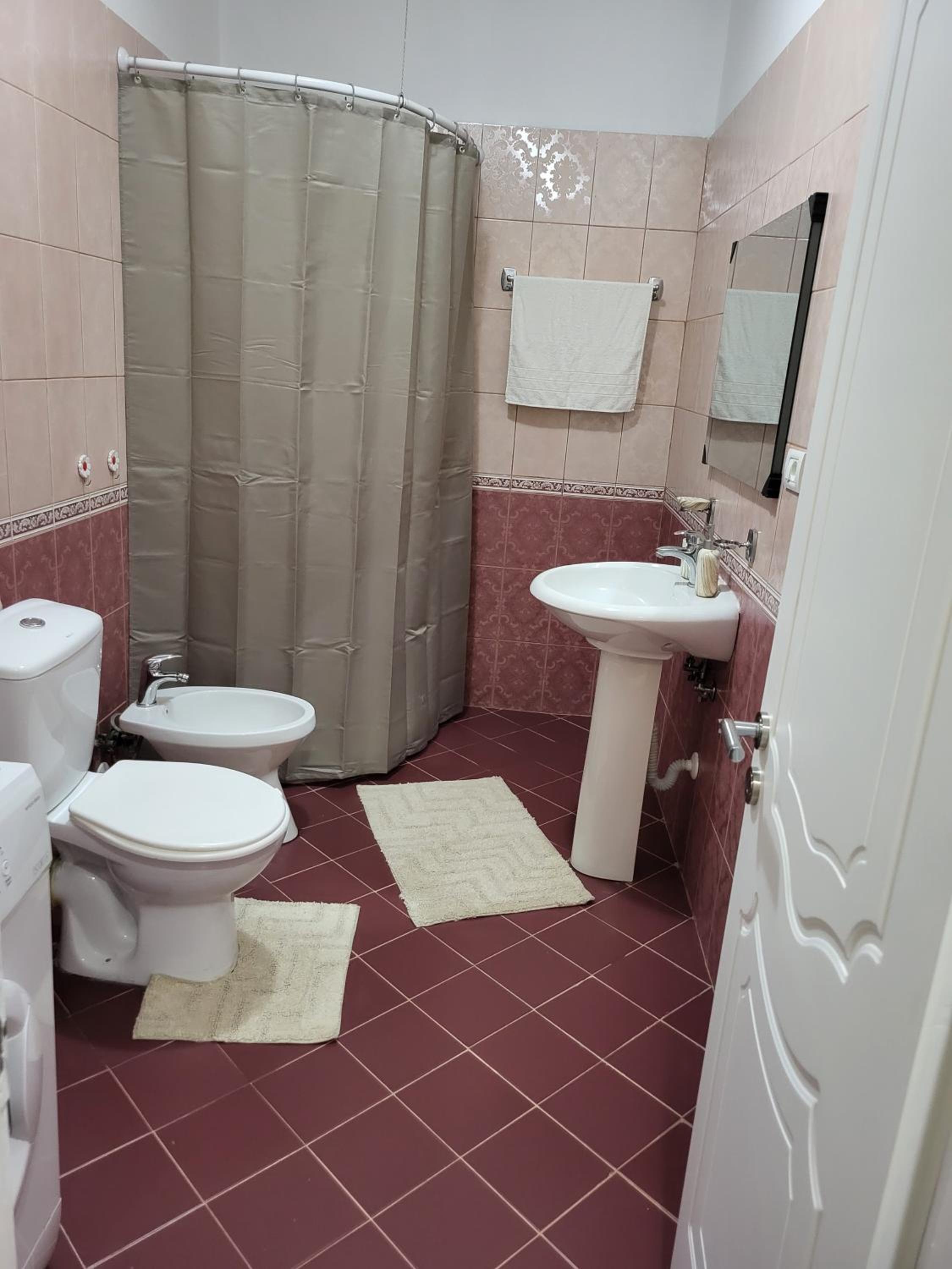 Ina's Apartments
