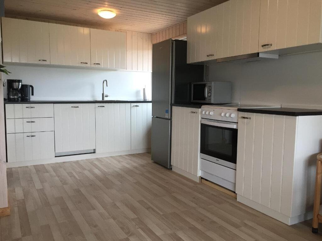 Beautiful Home In Hejls W- view 4