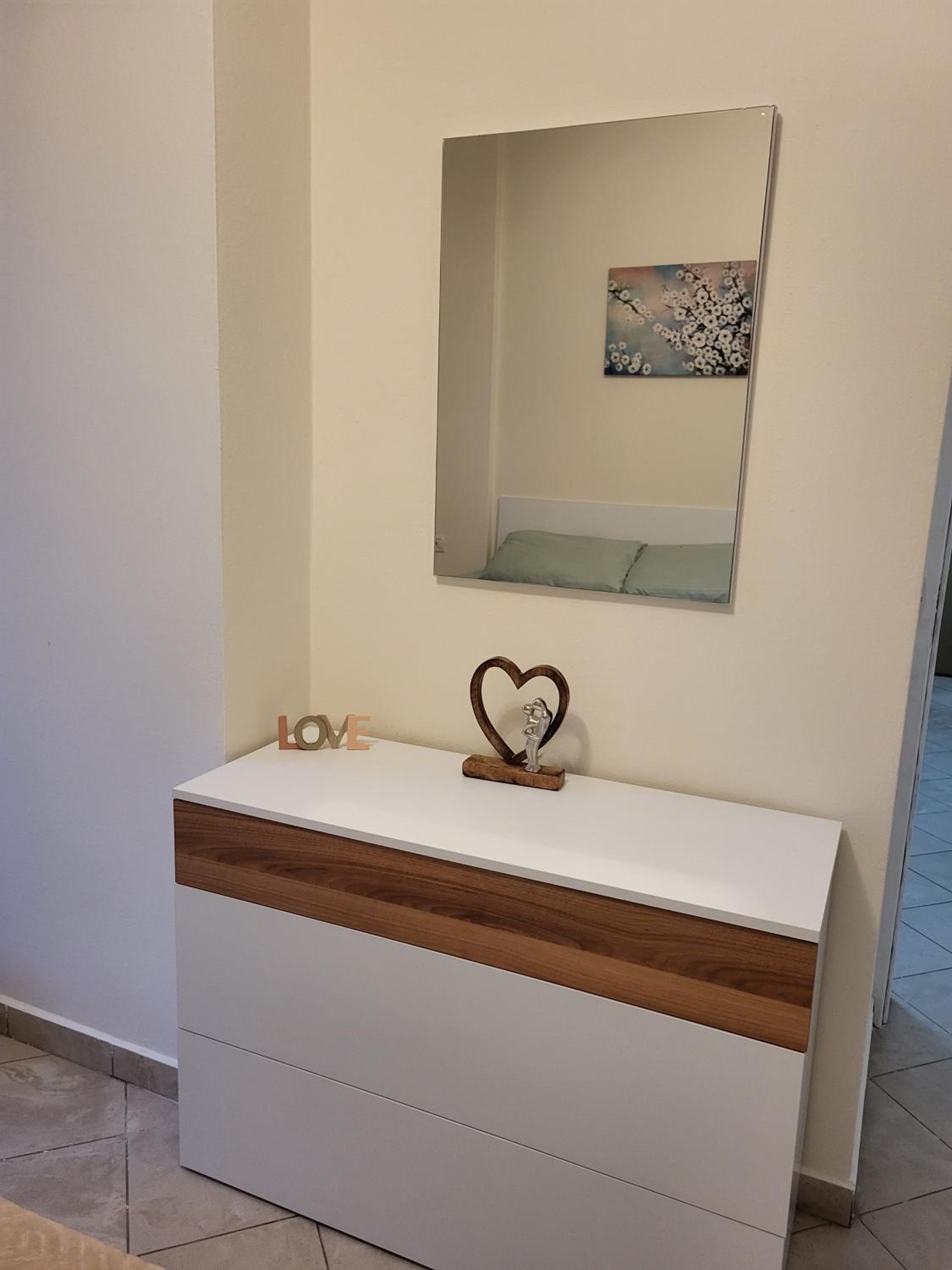 Ina's Apartments