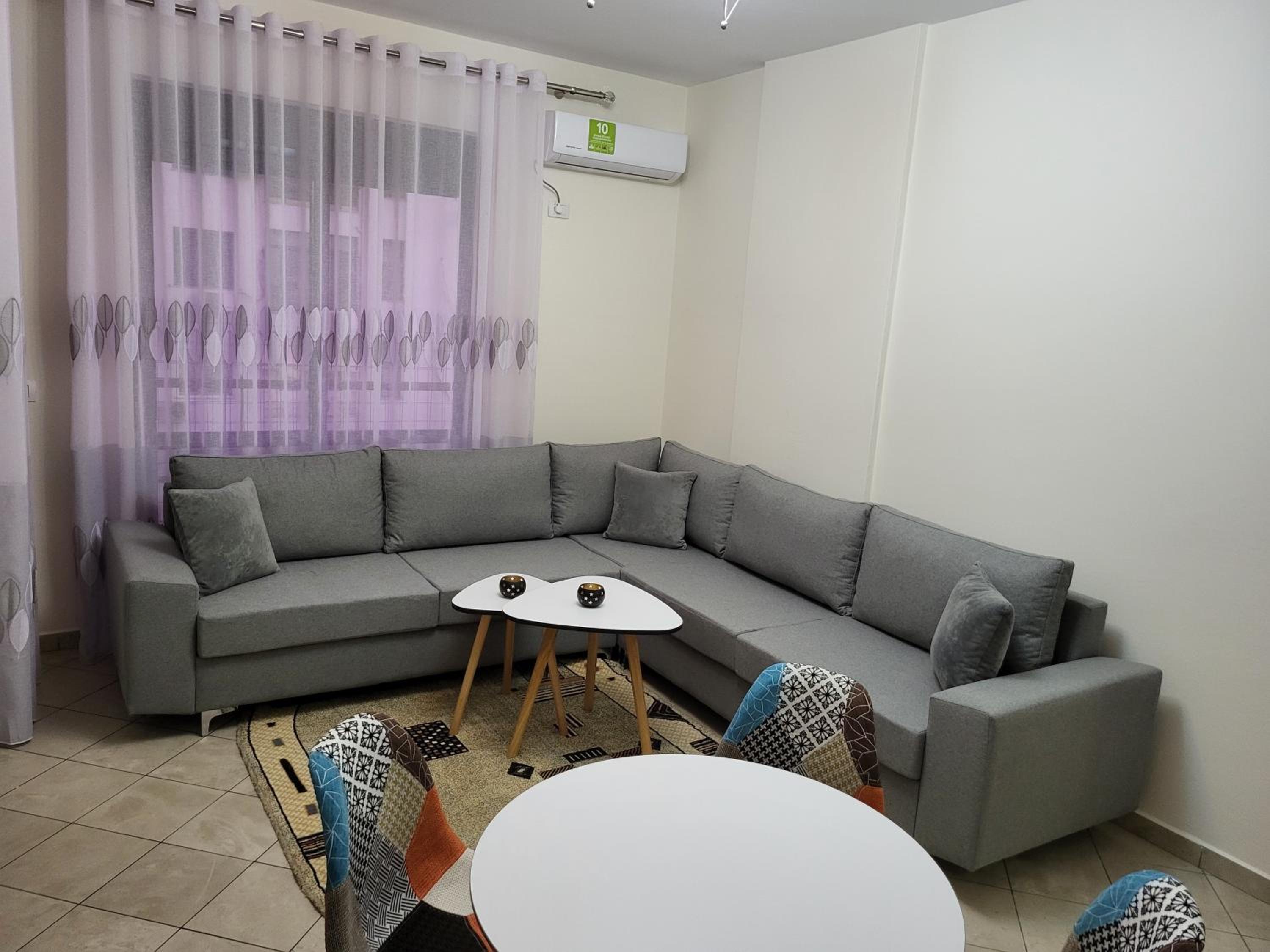 Ina's Apartments