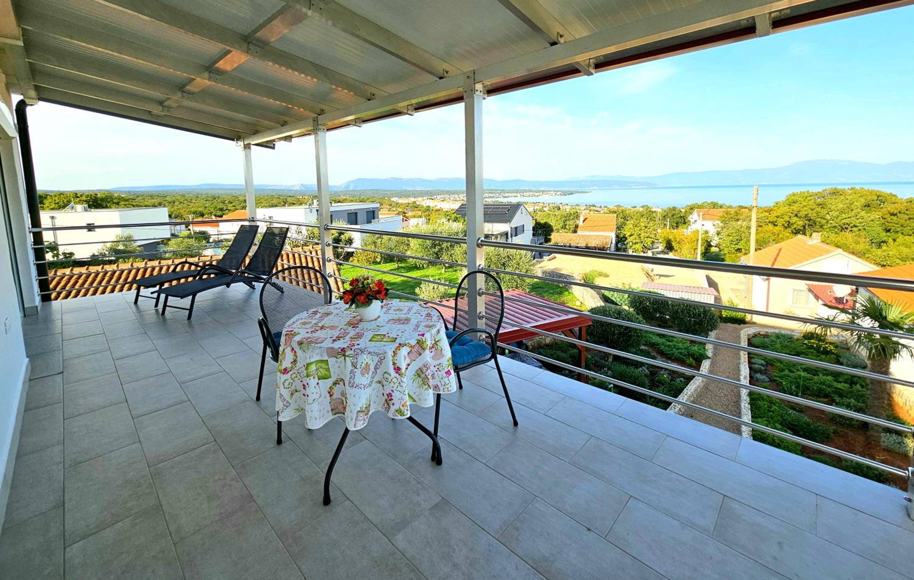 Apartments Kremenici view 5