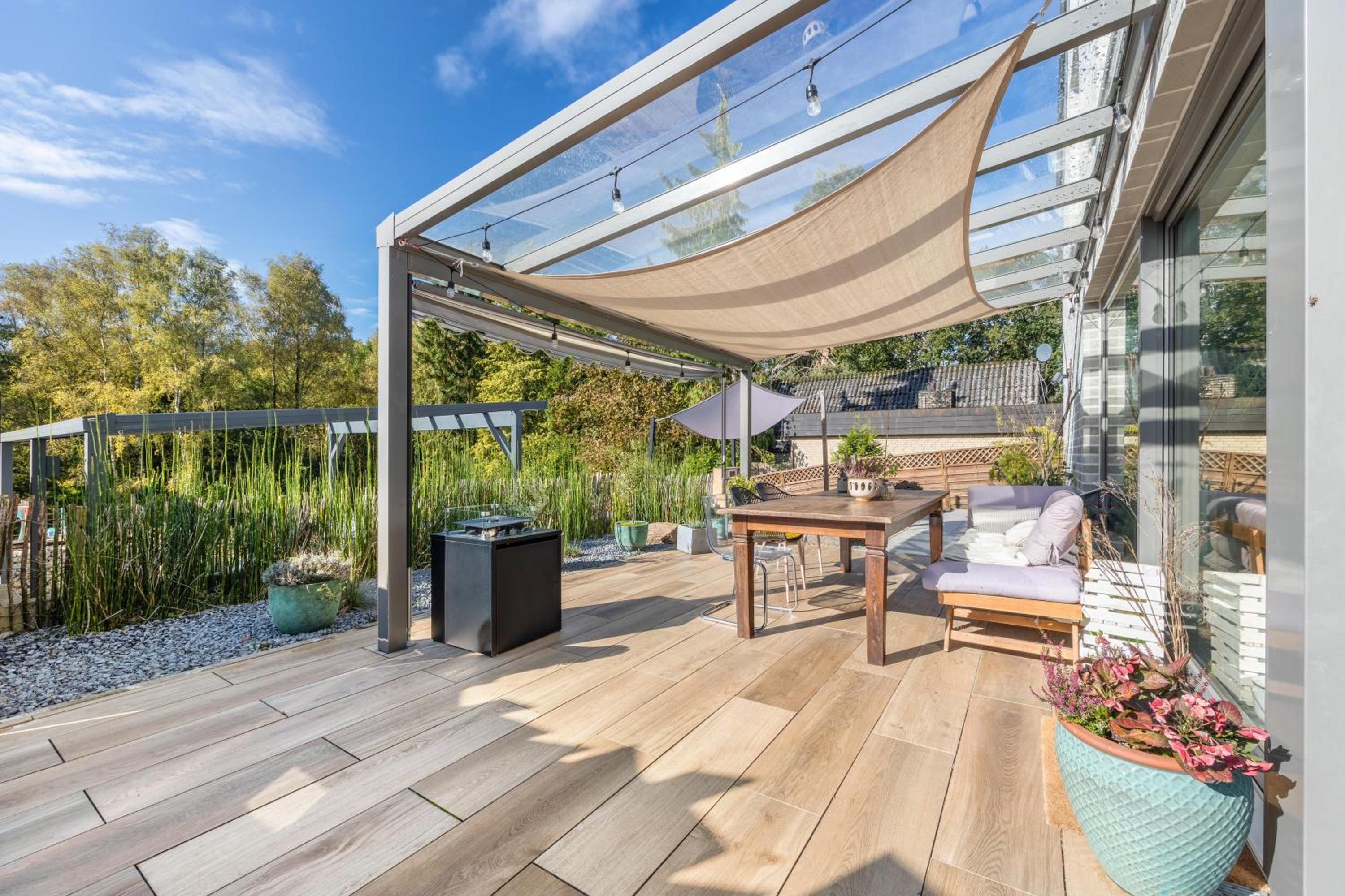 Architektenhaus mit Pool am Wald - Property Image 35