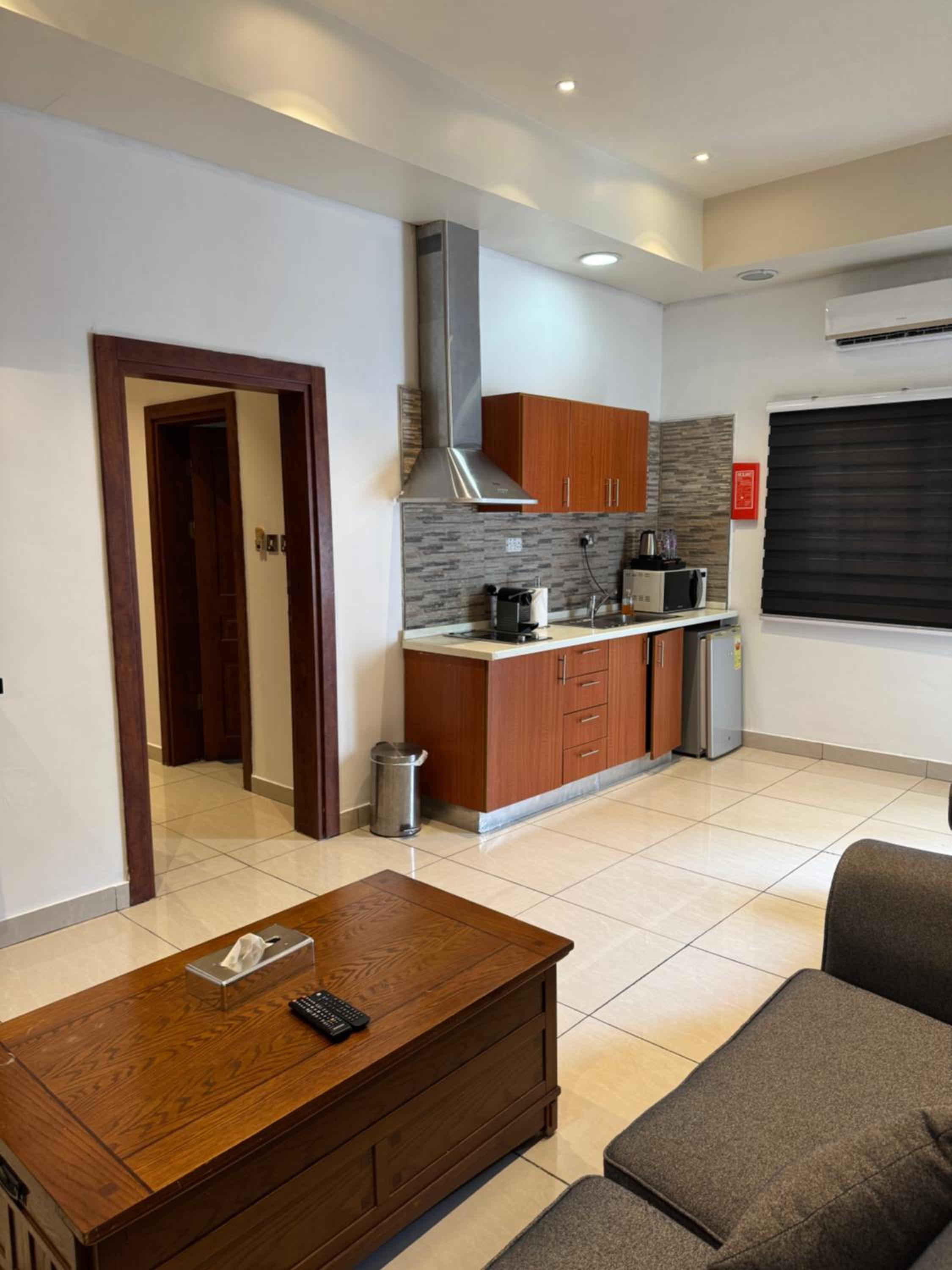 Eagles Apartments, Airport Residential