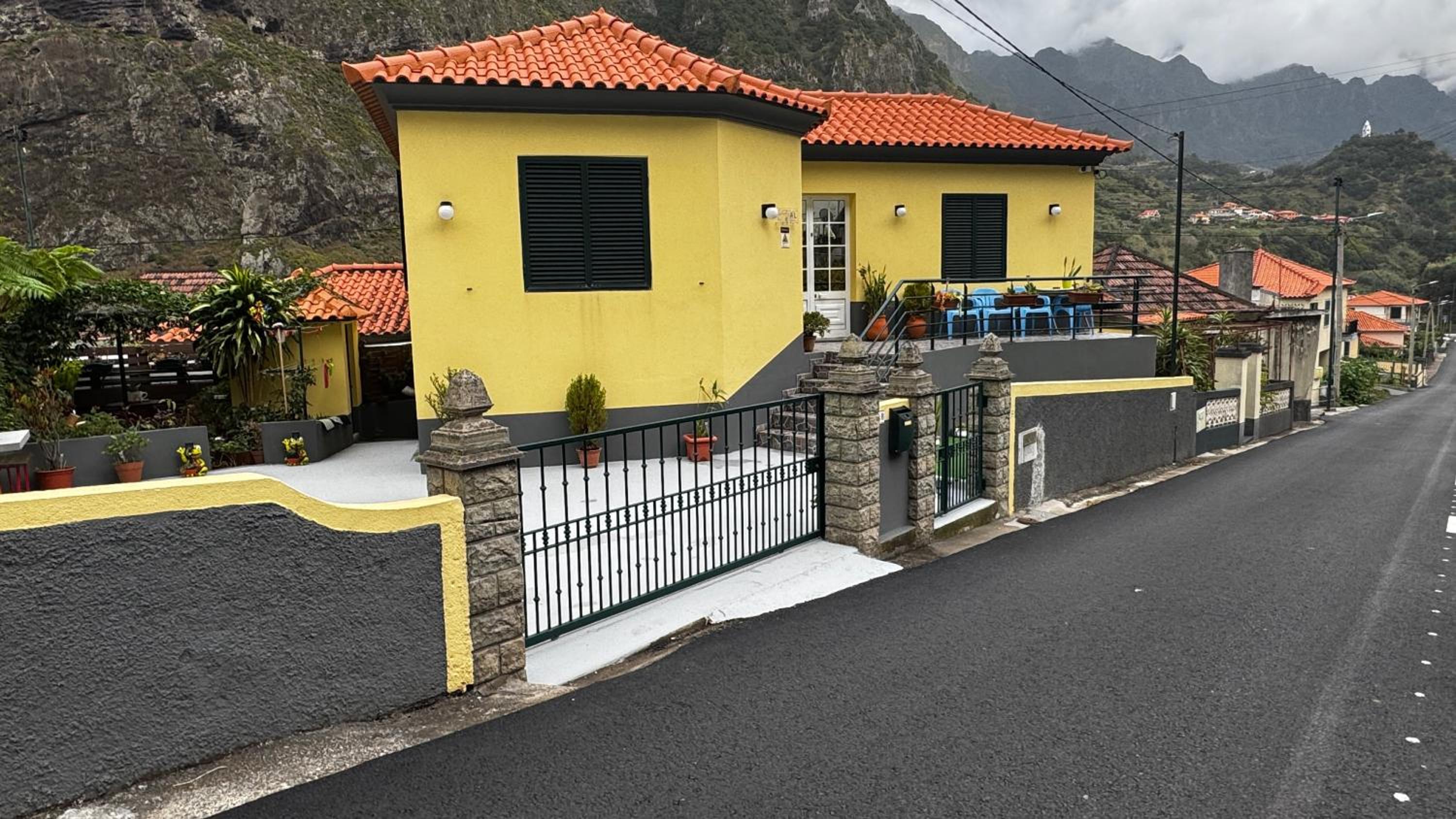 Hotel Terra Chã Cottage,FEEL Home, - Image 1