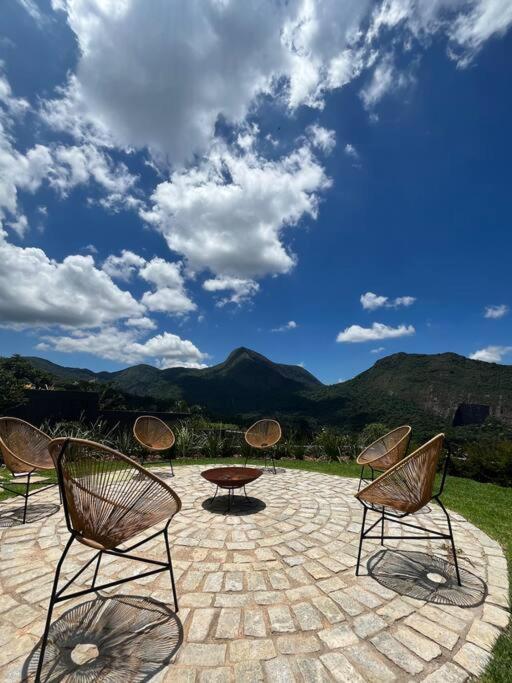 Casa 02 Monte Boa Vista - Casa de 4 Suítes com Vista Deslumbrante