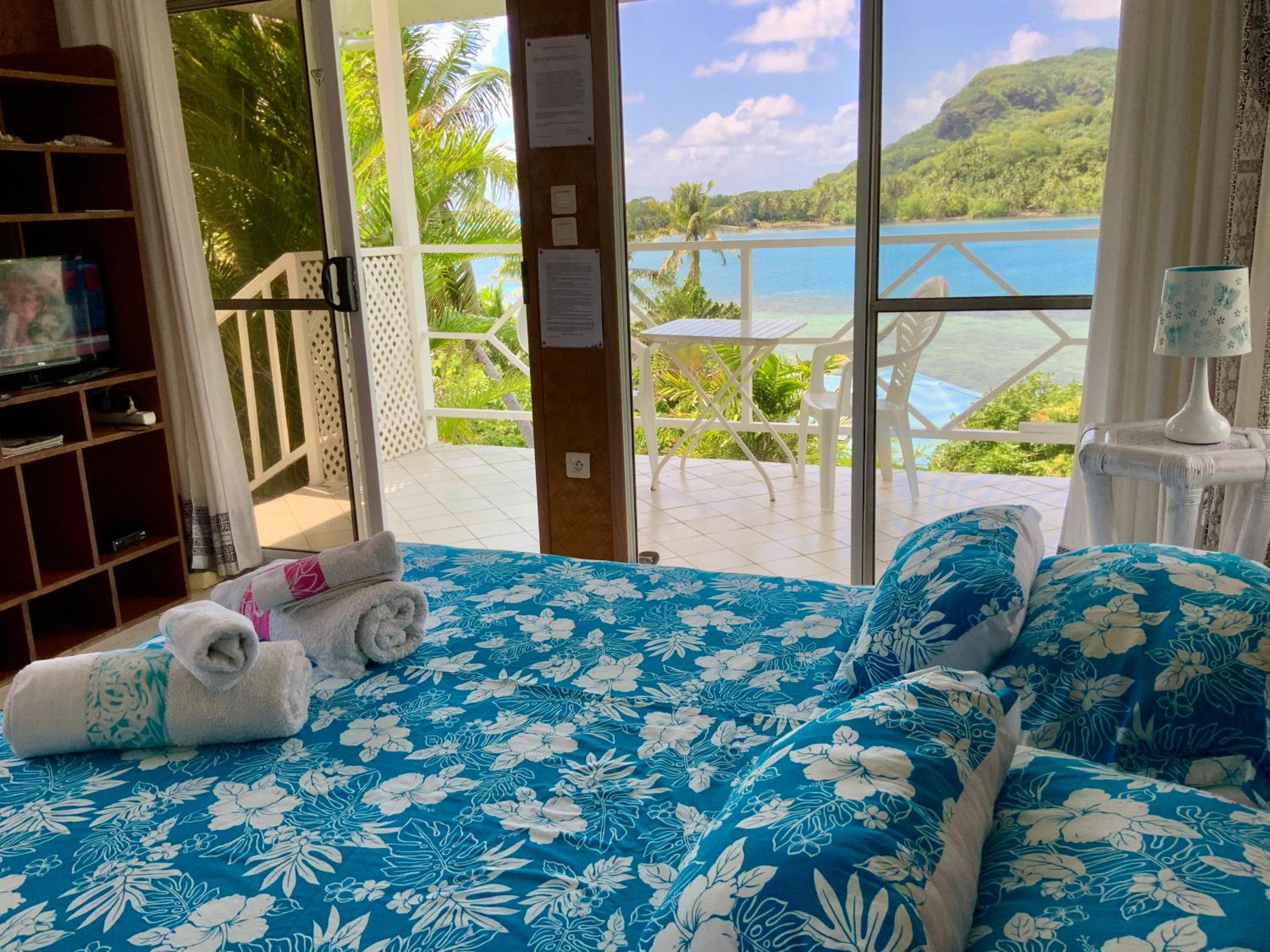 Charmant Bungalow bord de mer accès privé lagon view 5