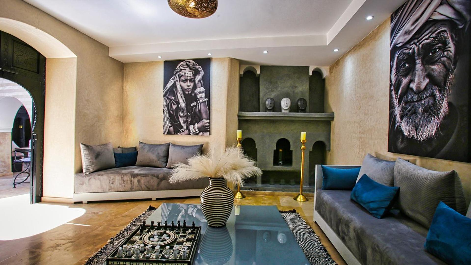 lounge