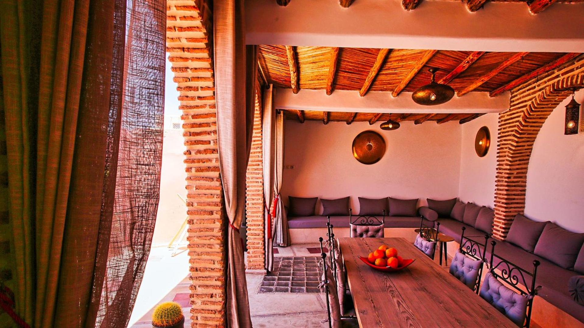 lounge