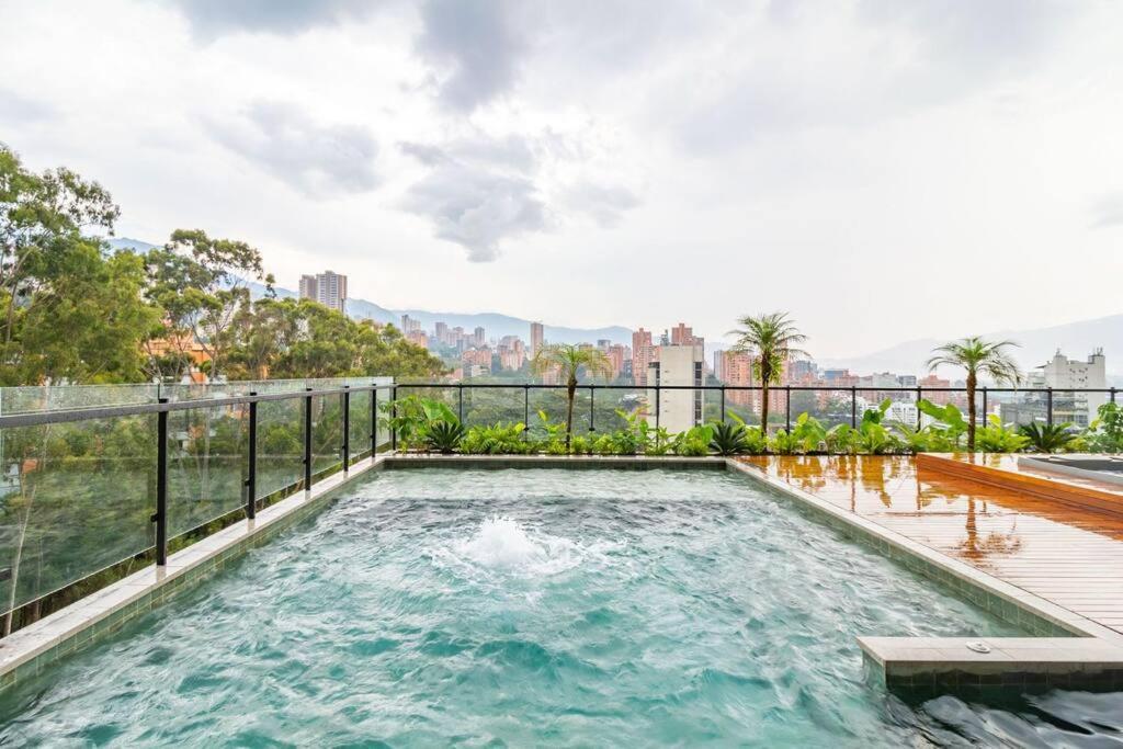 Elegante suite Poblado wake915