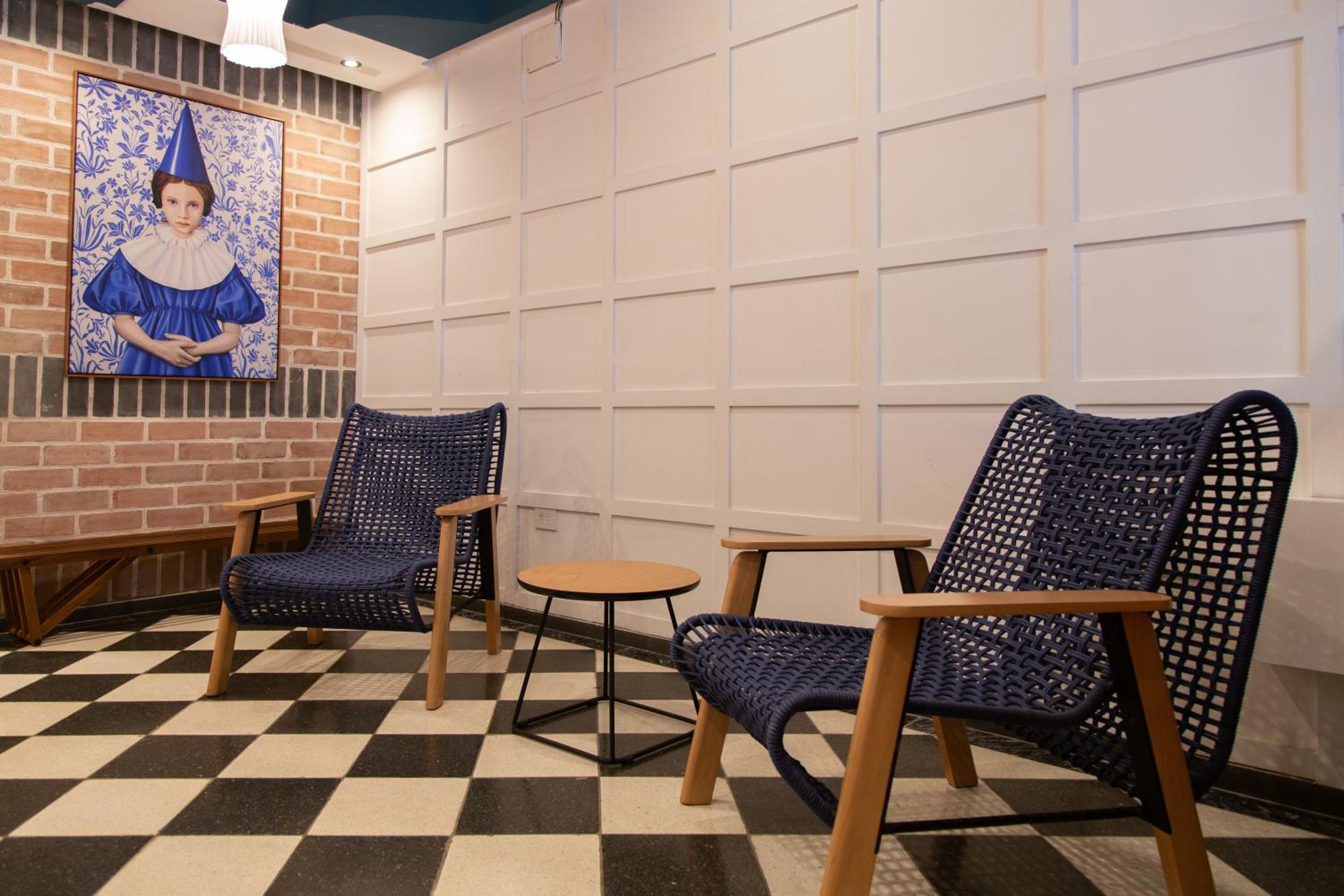Hevea Elegant Studio