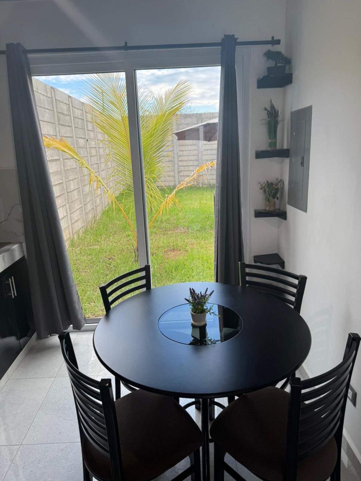 Casa Moderna view 3