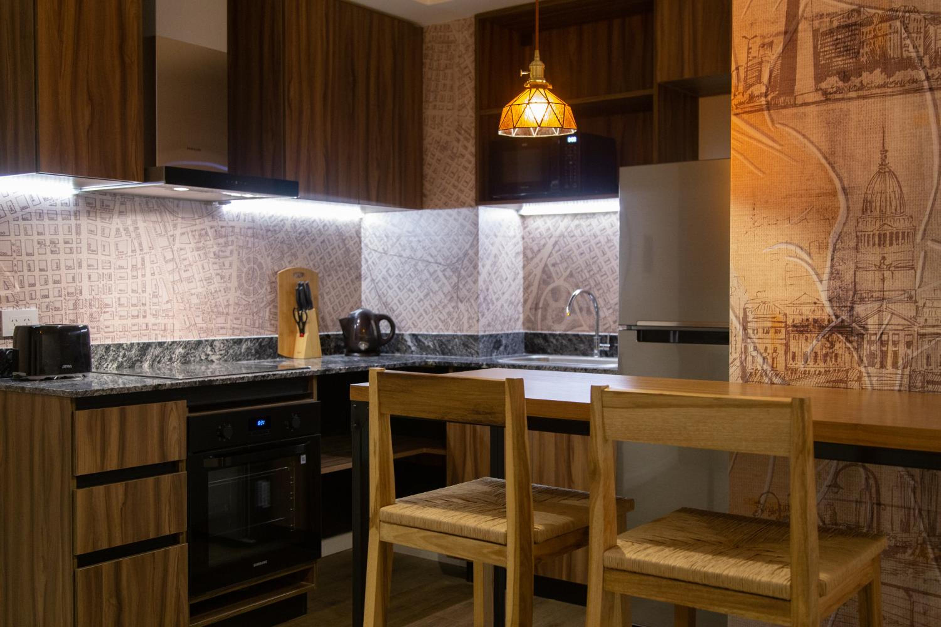 Hevea Elegant Studio