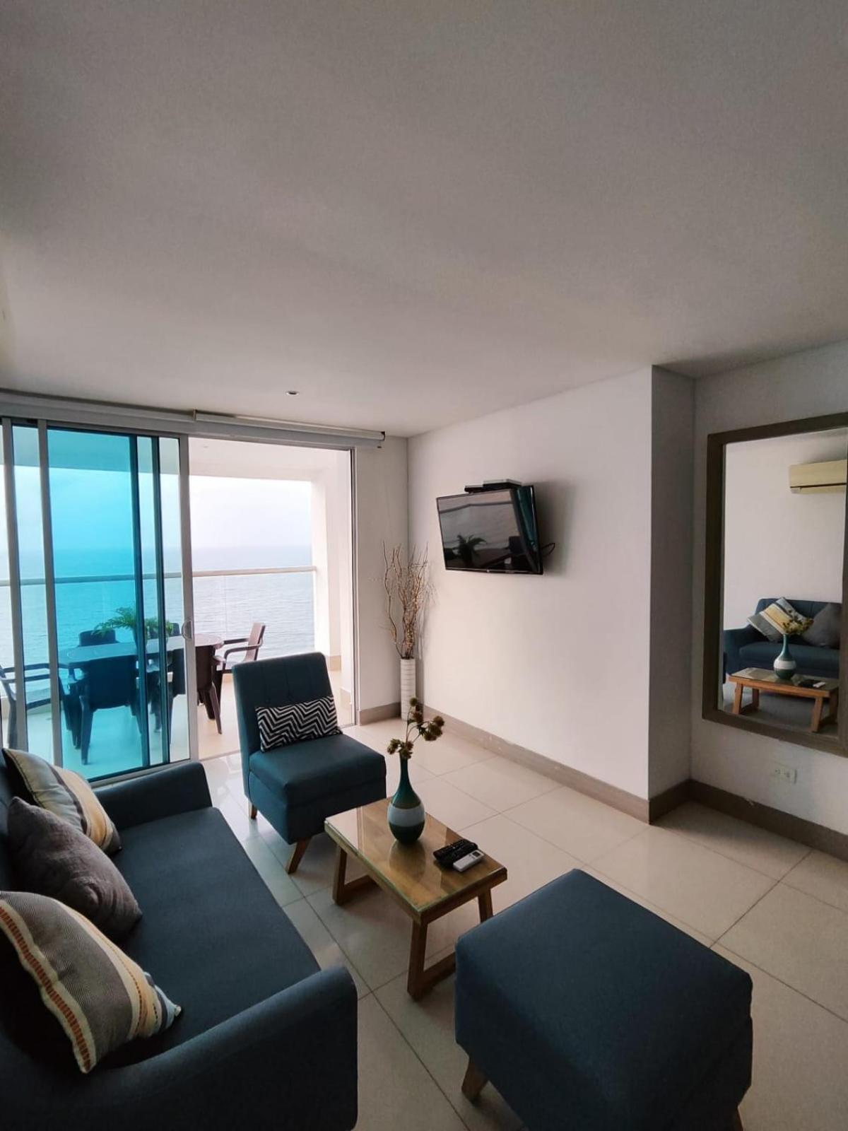 Palmetto Beach con buena vista al mar Cartagena
