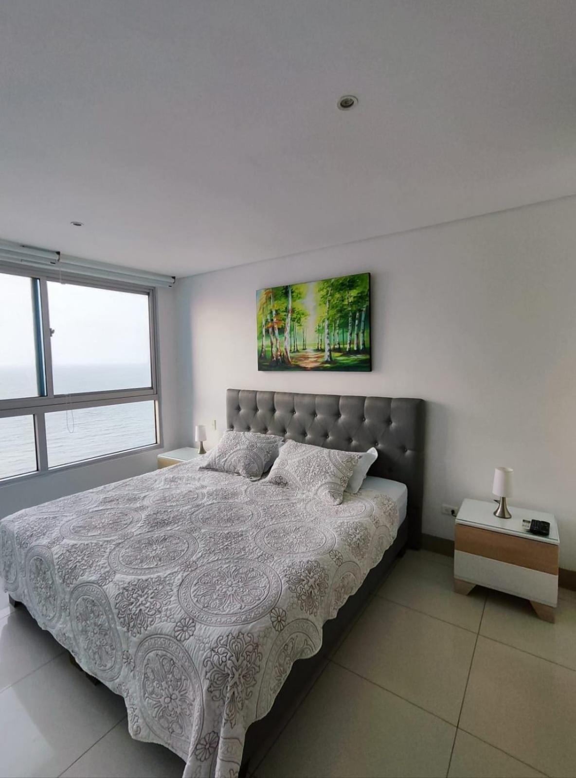 Palmetto Beach con buena vista al mar Cartagena