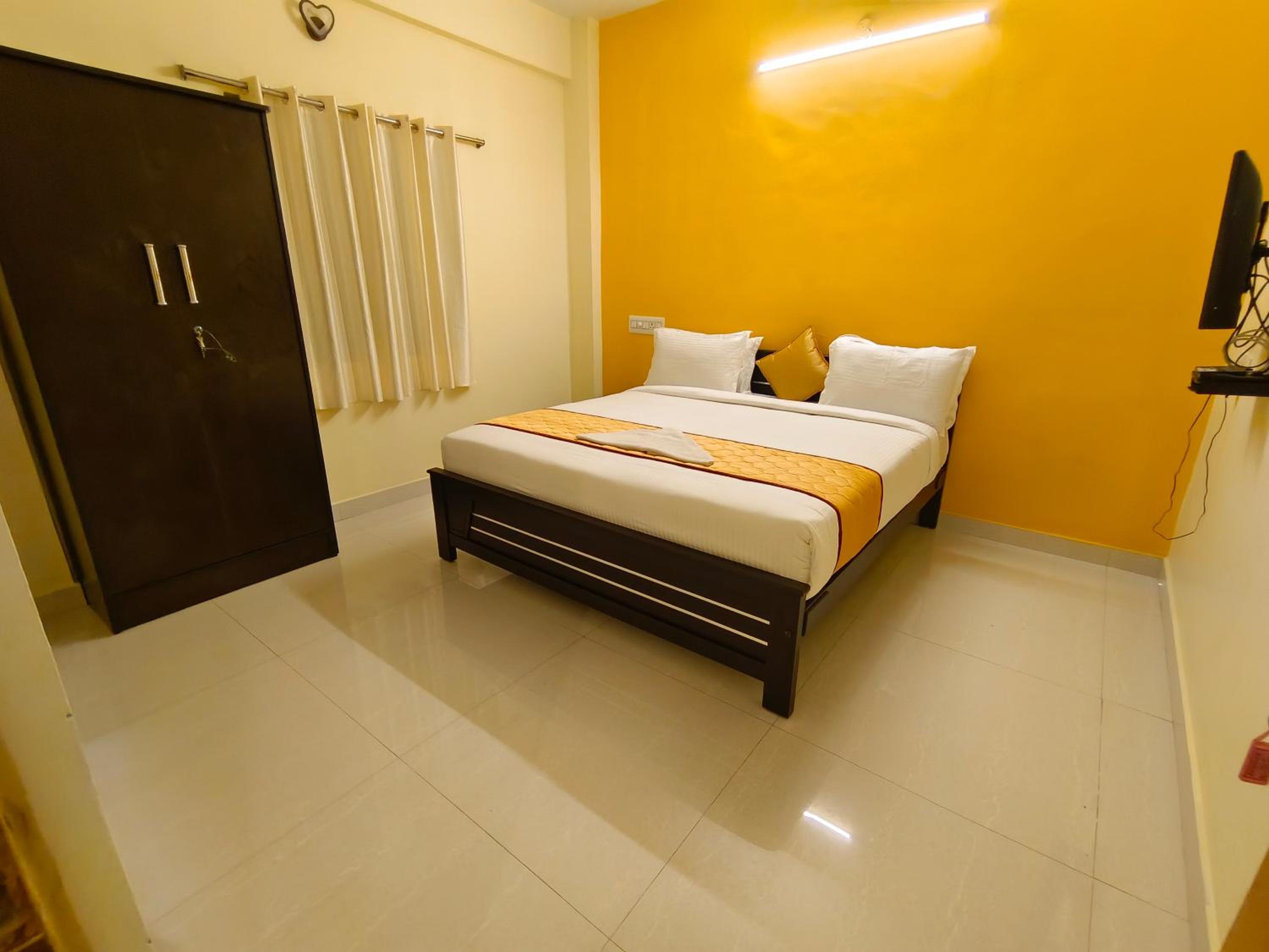 Dolphin Luxury villas