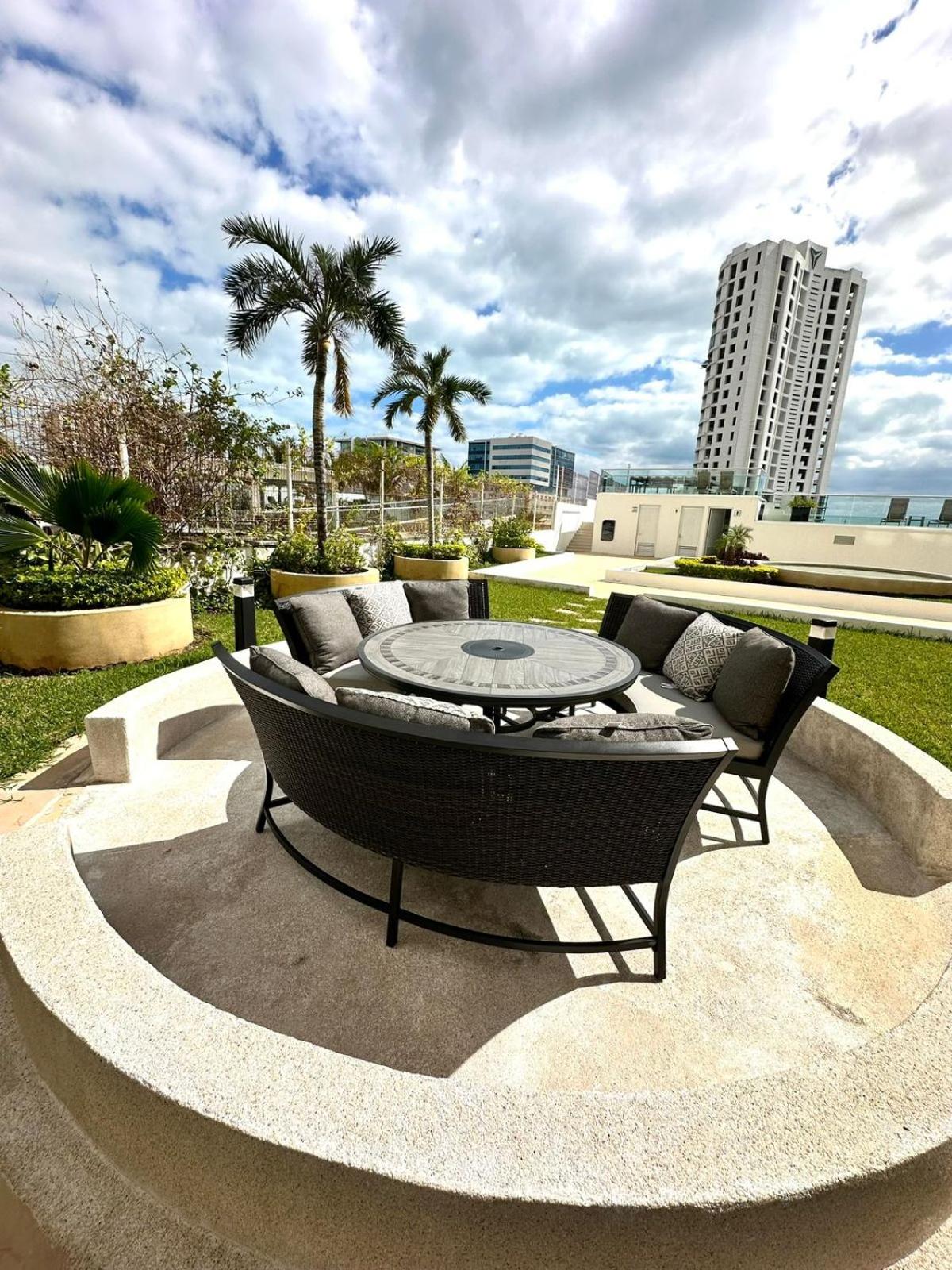 Suite Cancun Plaza