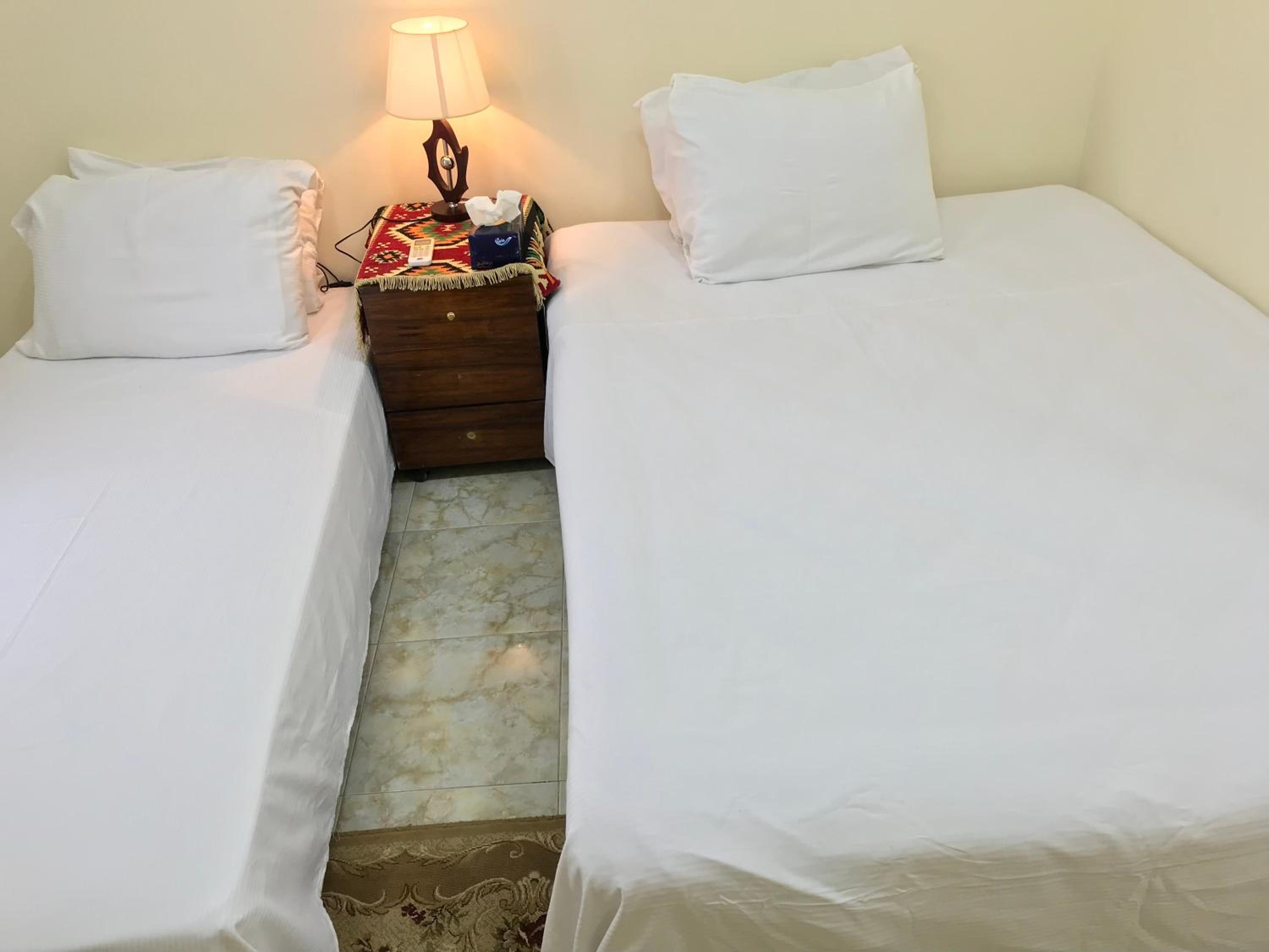Sakkara pyramid inn hotel