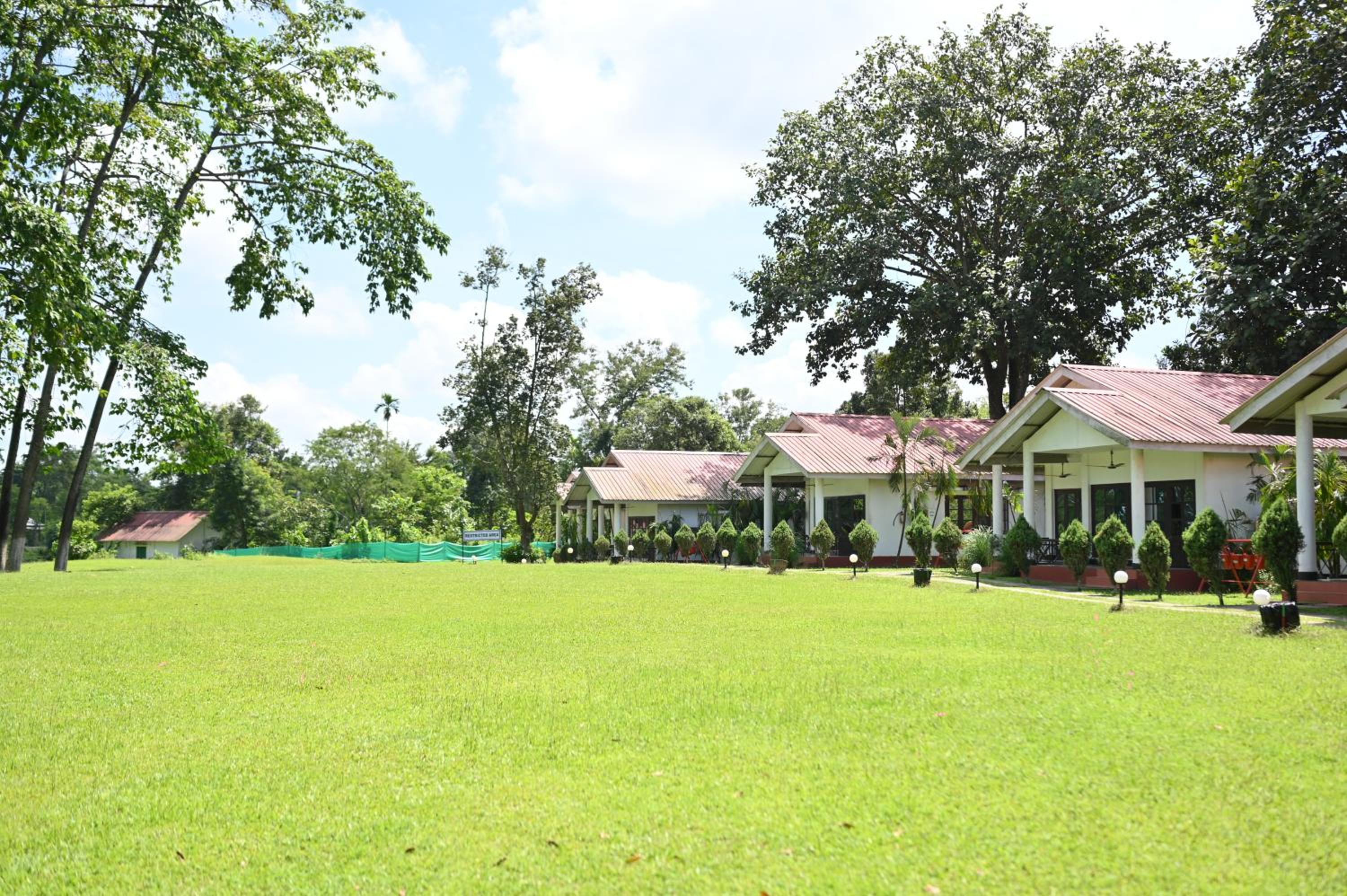 Kaziranga Golf Resort