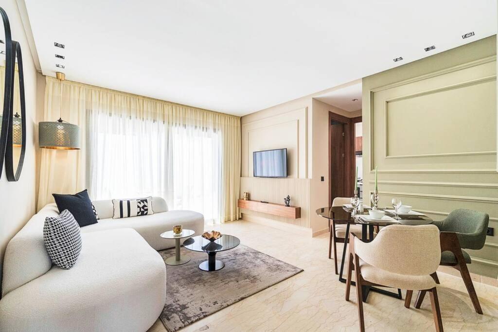 03 Anfa Luxury - Spacious Terrace