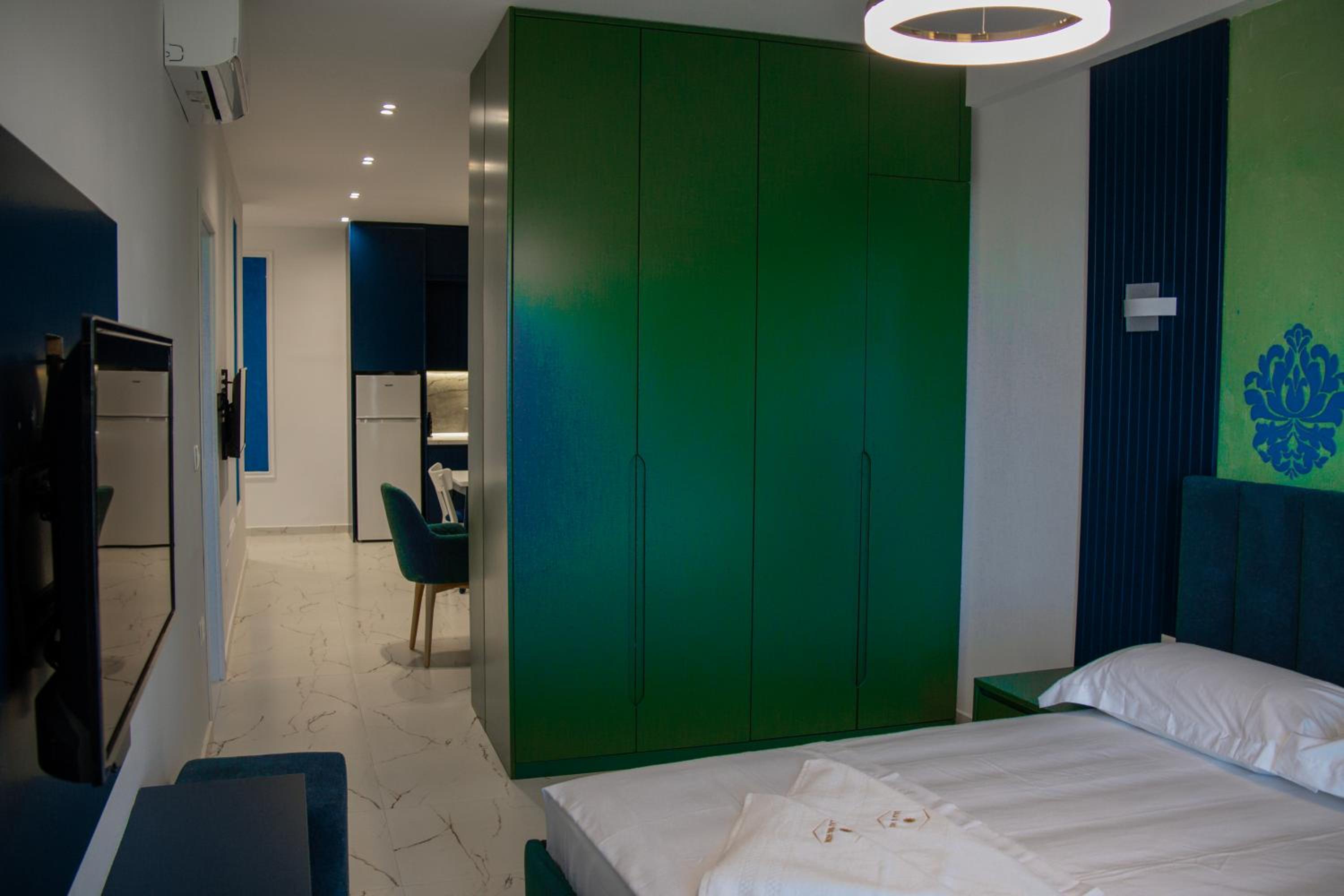 EKAM Sun Apartments