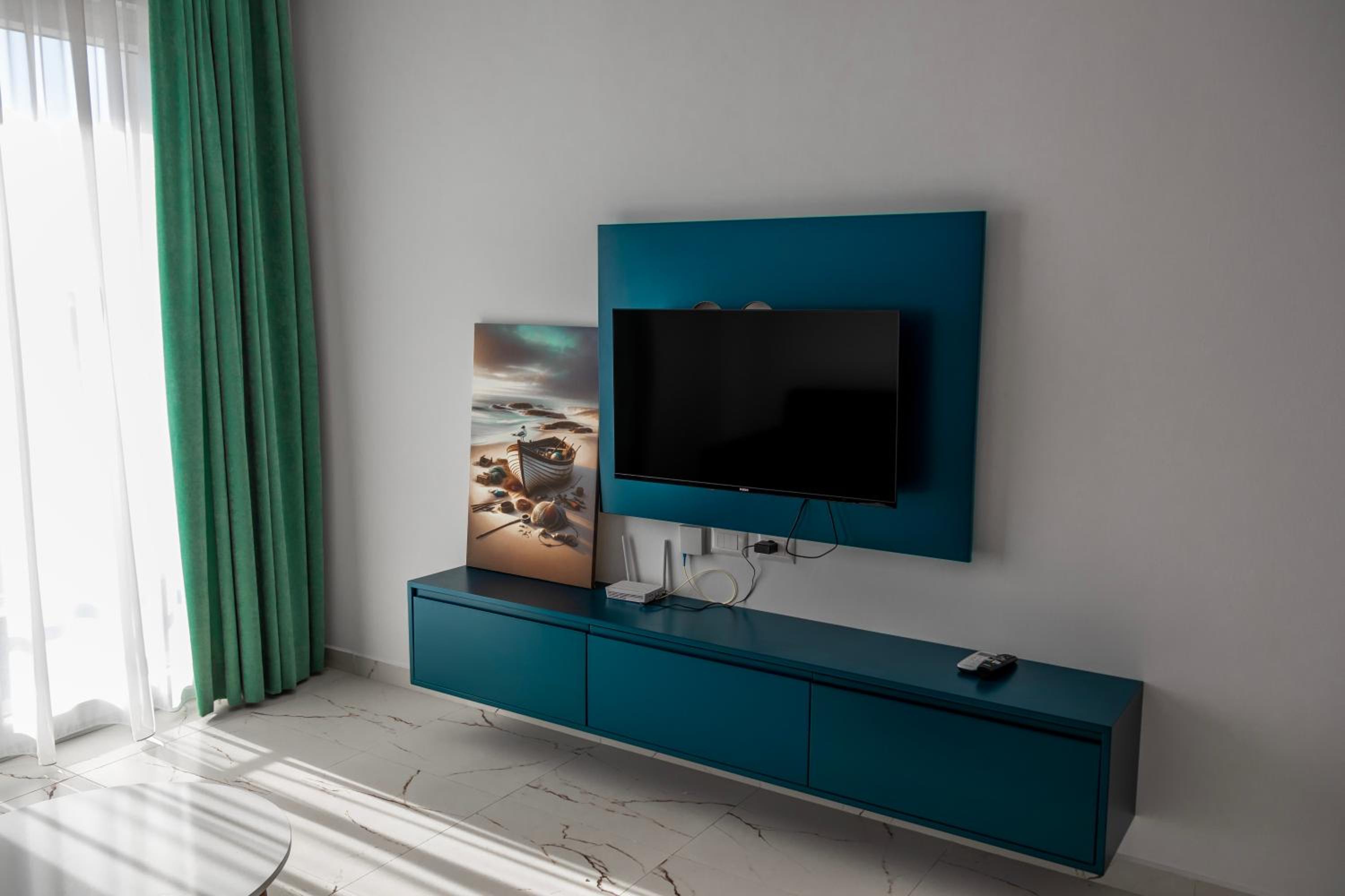EKAM Sun Apartments