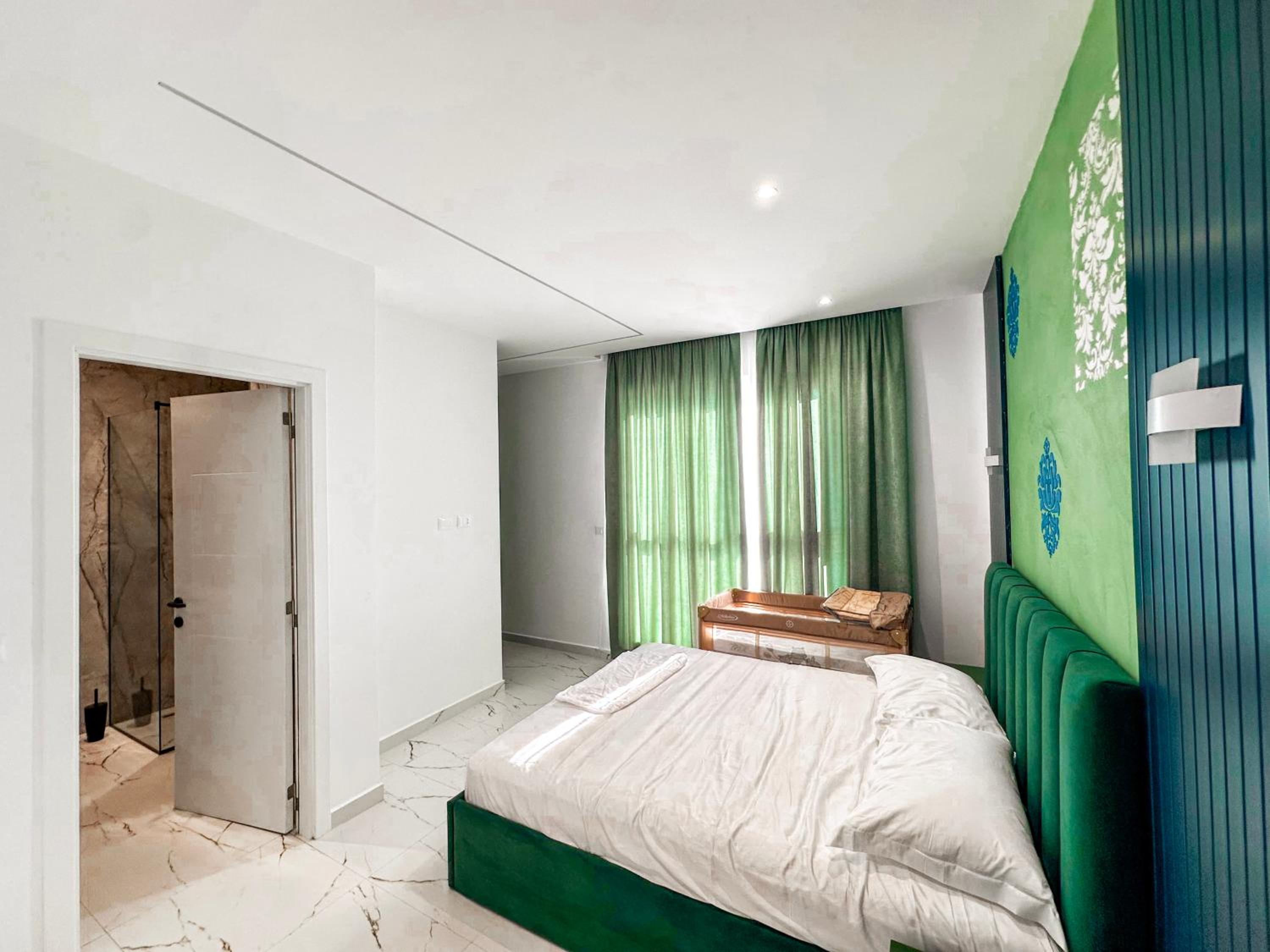 EKAM Sun Apartments