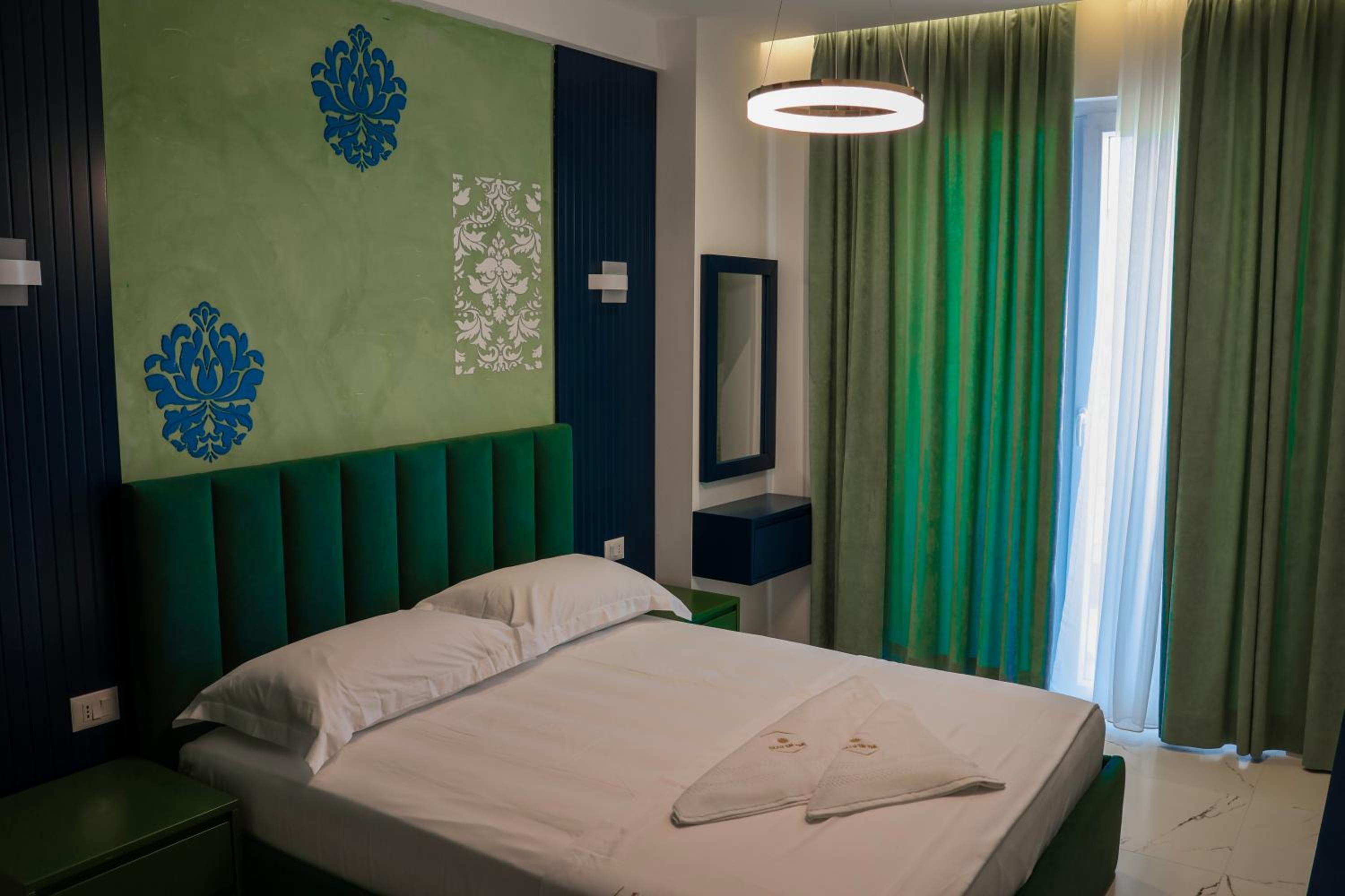 EKAM Sun Apartments