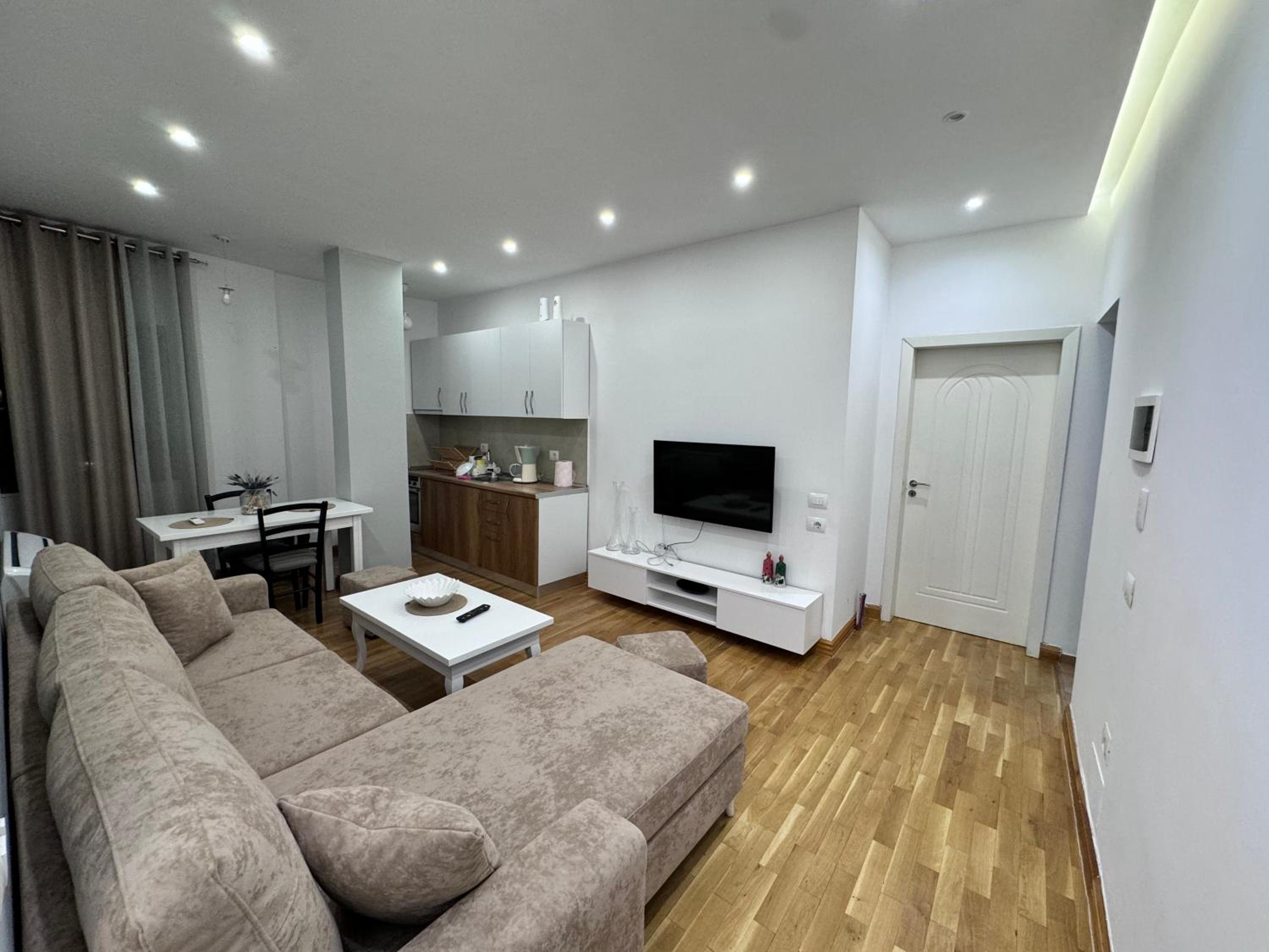 EcoLuxe Home photo 2