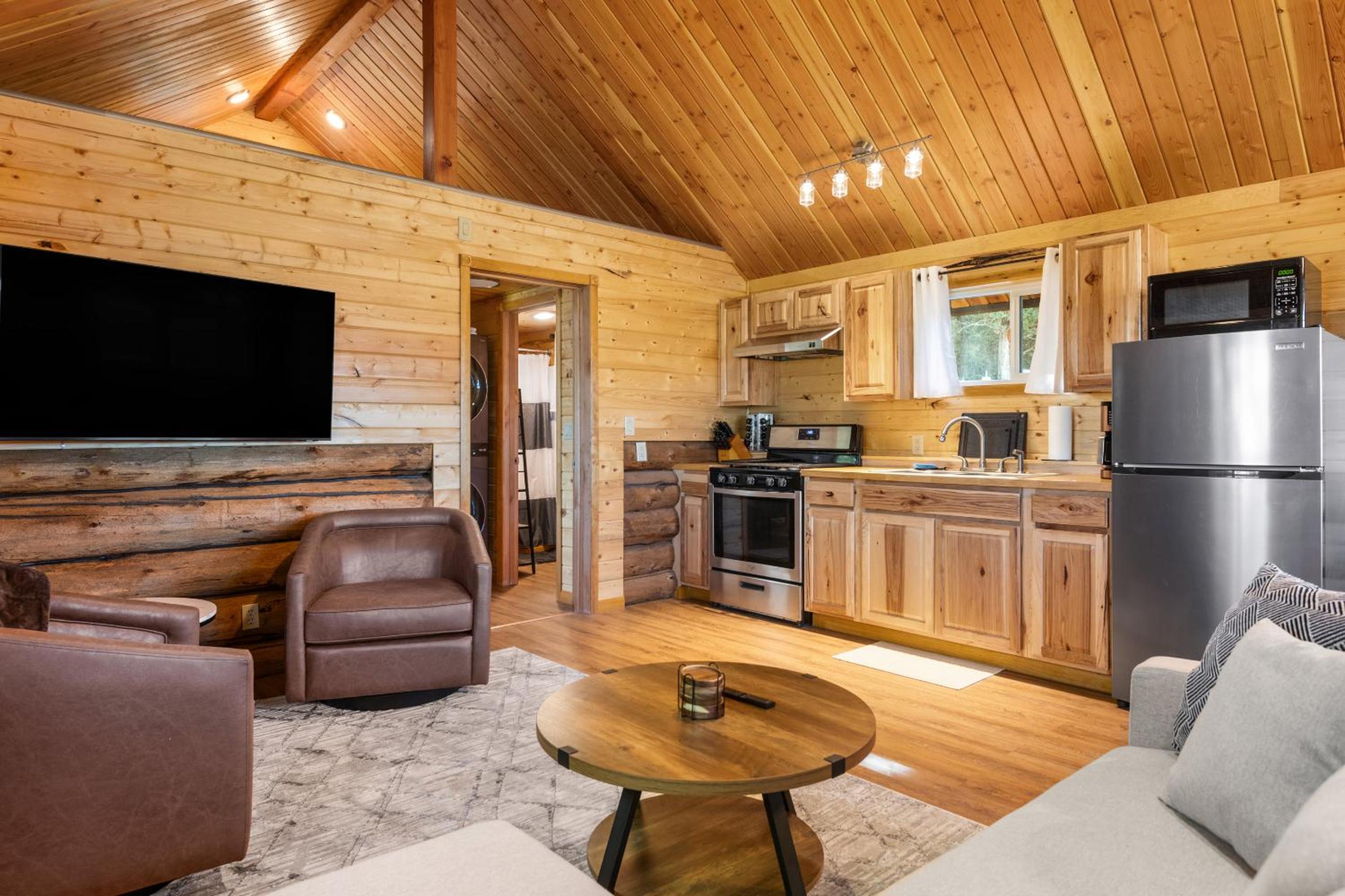 Charming Log Cabin Mountain Views, Philipsburg view 5
