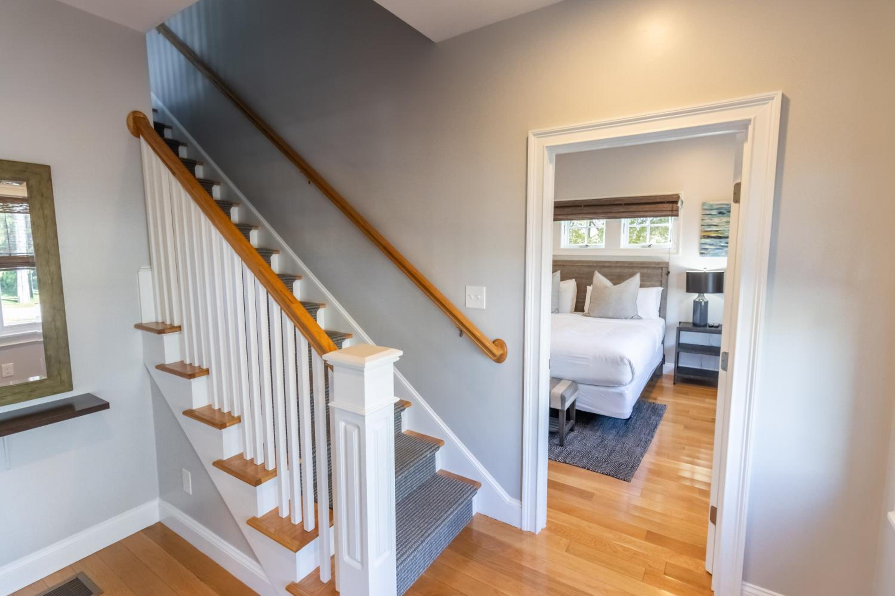 The Newport Lofts - 595 Thames Street