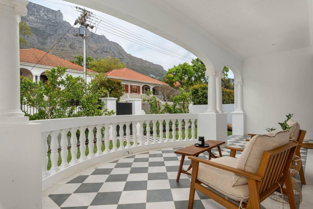 Table Mountain Manor
