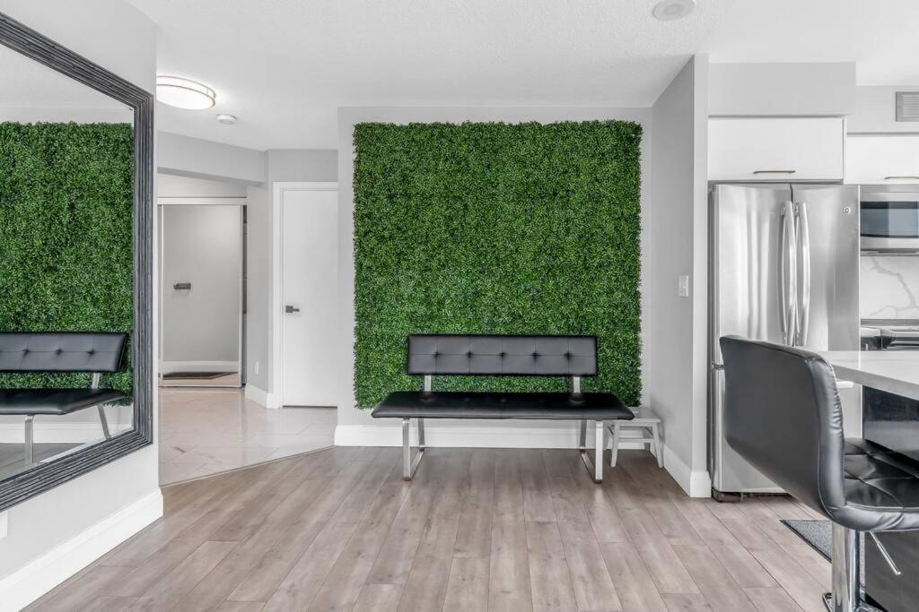 2 Bedroom Apartment with pool & free parking