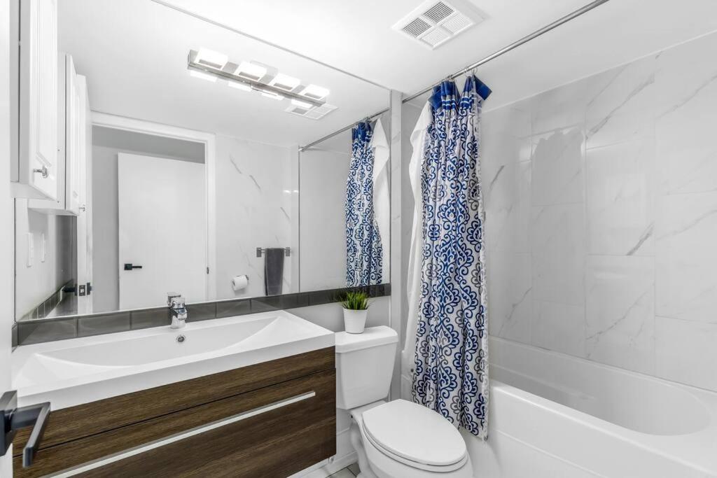 2 Bedroom Apartment with pool & free parking
