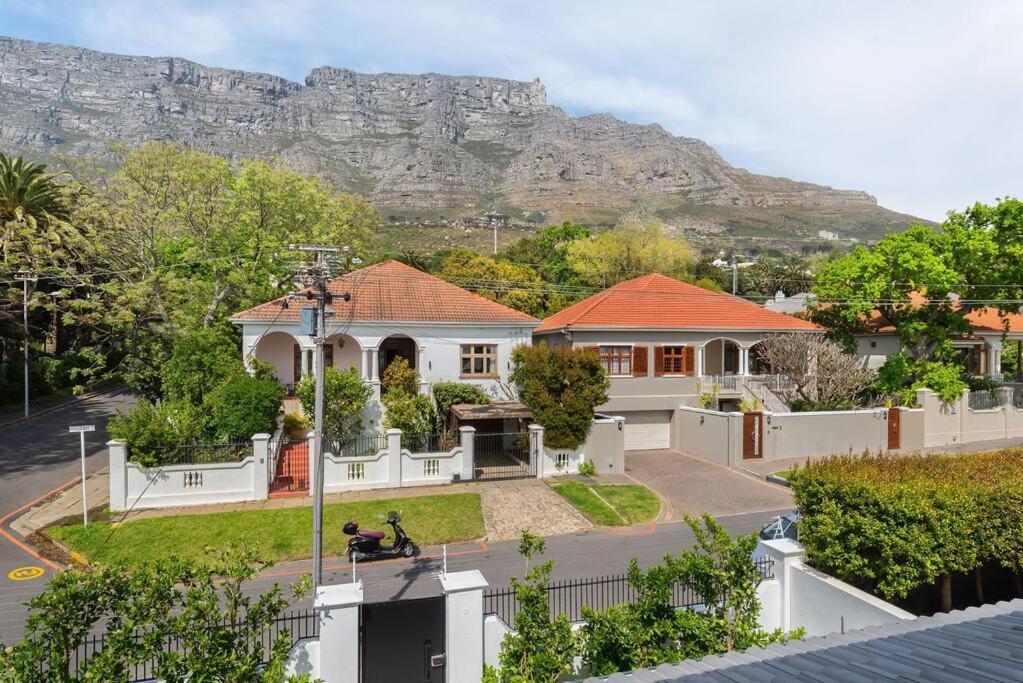 Table Mountain Manor