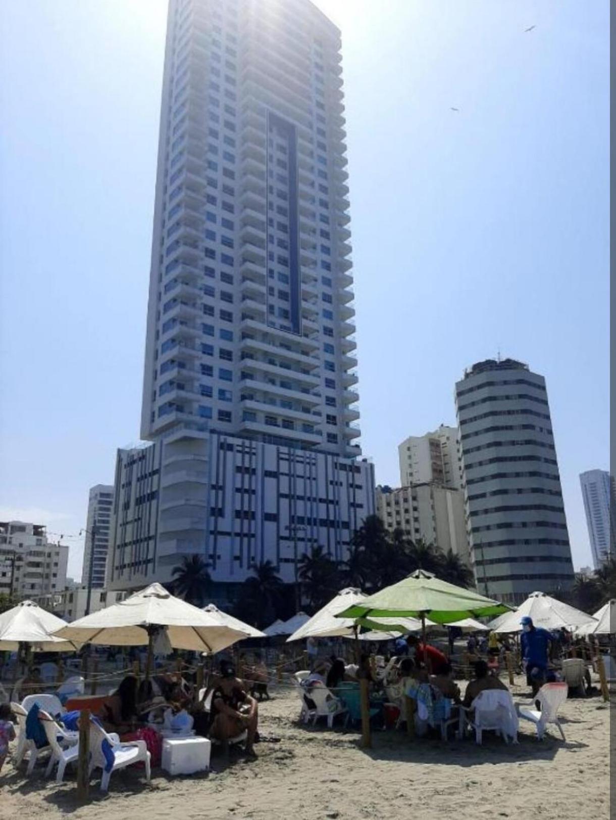 Palmetto Beach con buena vista al mar Cartagena