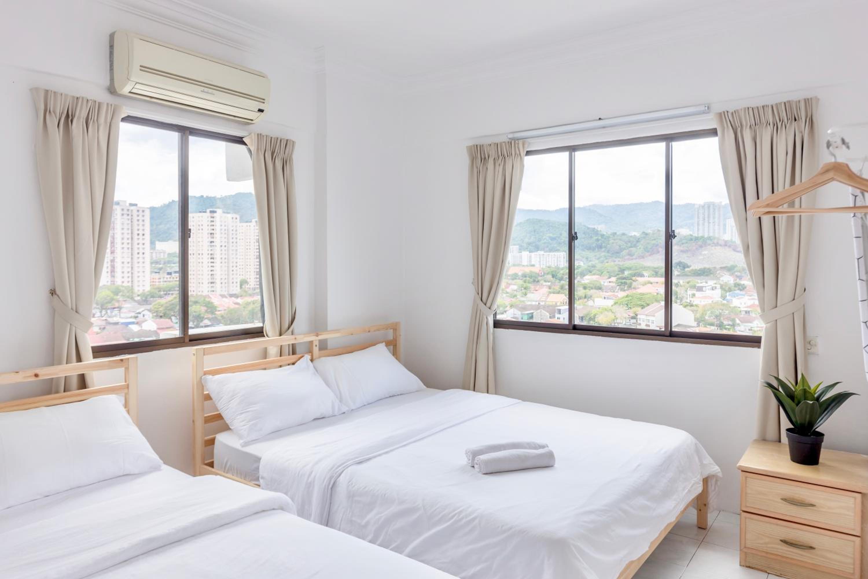Eastern Apartment Jelutong photo 2