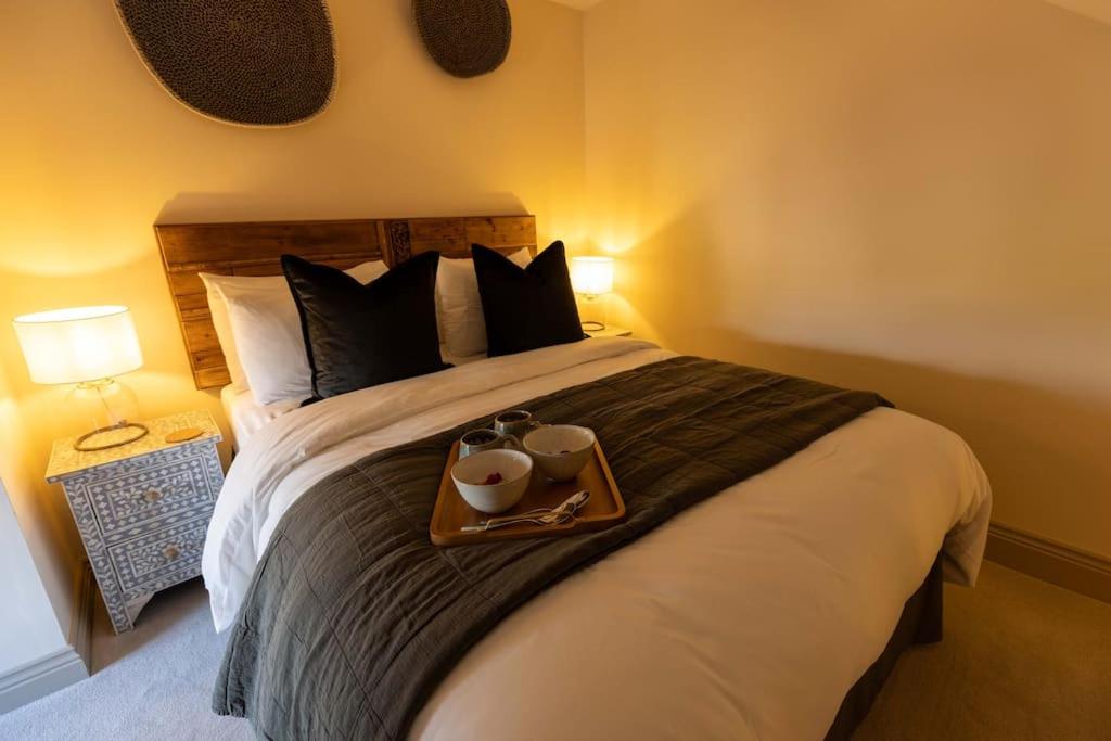 The Granary at Humblebee Hall view 5