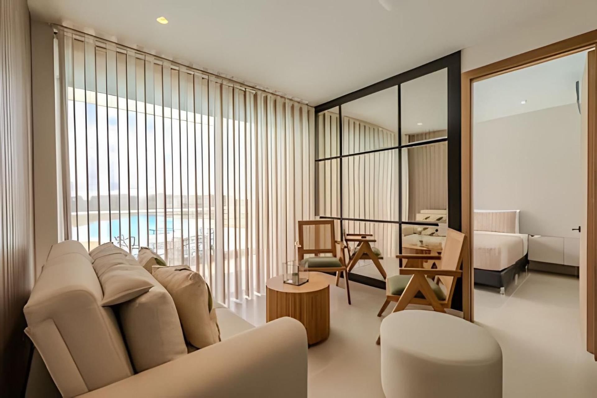 Luxurious Brand New/ Oasis Laguna Cristalina 2BR
