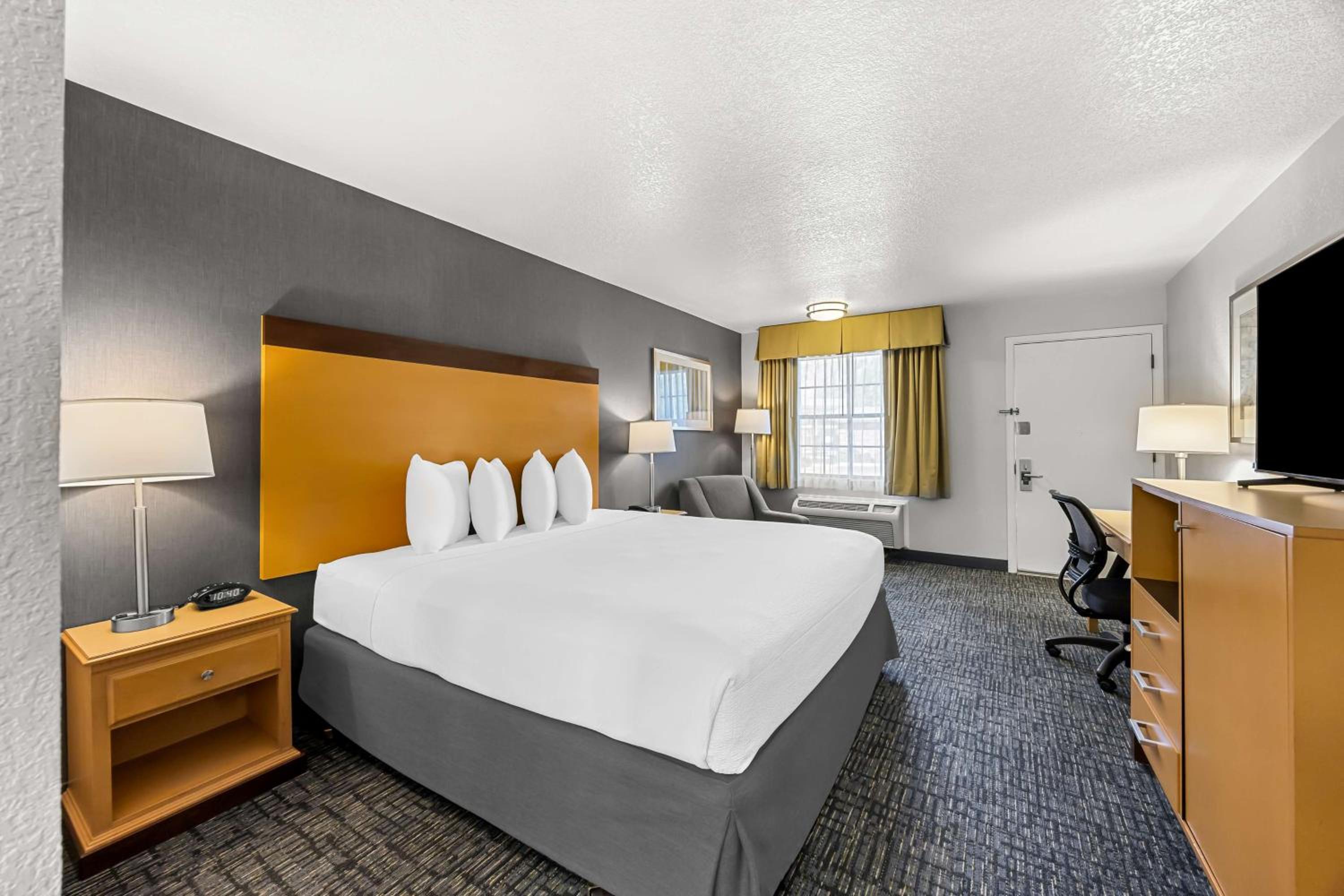 Medford Vacations - Best Western Horizon Inn - Property Image 35