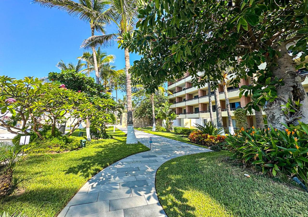 Hotel The Palms Resort of Mazatlan - Image 1