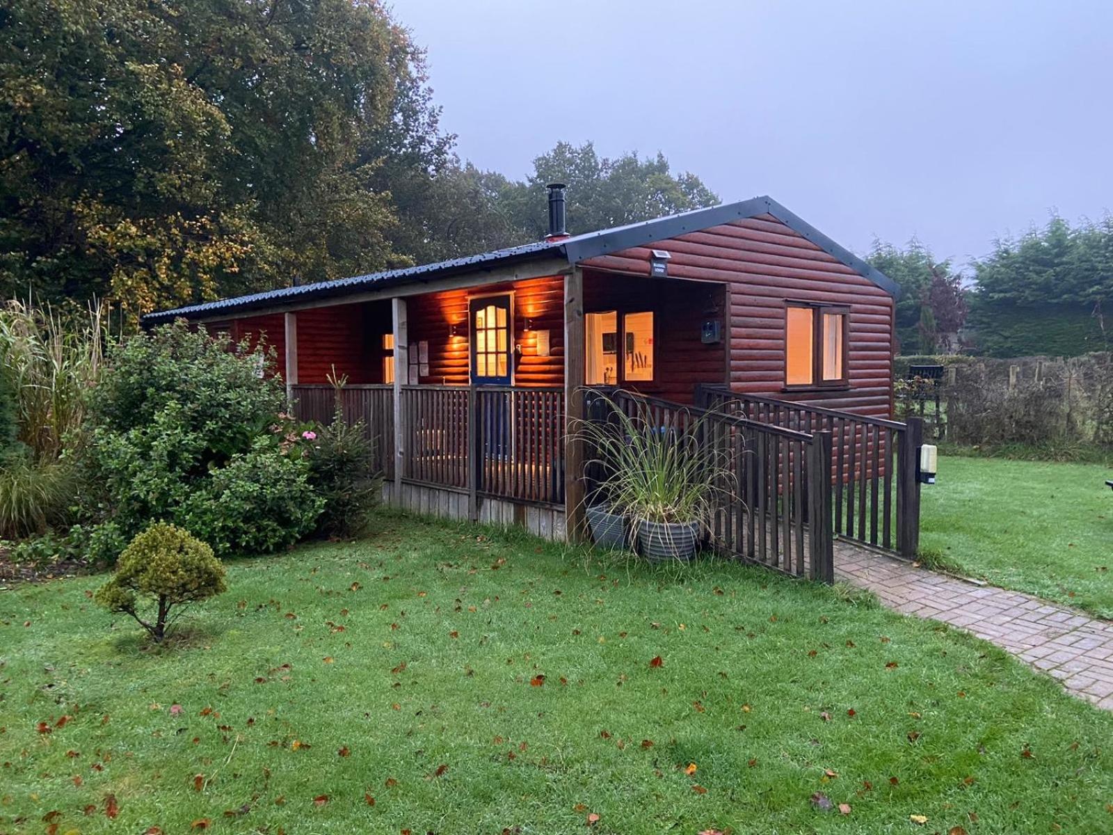 Stroud Vacations - Cherry Tree Glamping - Property Image 44