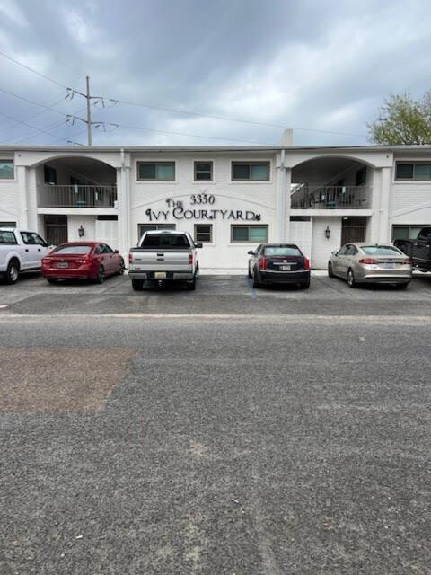 North Gates of LSU 2 bedroom w&d pool