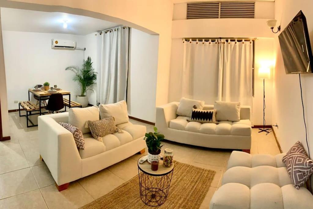 Duplex w Pool near Jardin Plaza