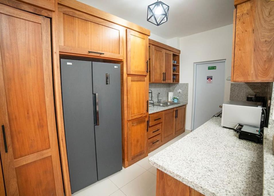 Divine Stay 3 Bedroom One minute from the beach on the malecon view 5
