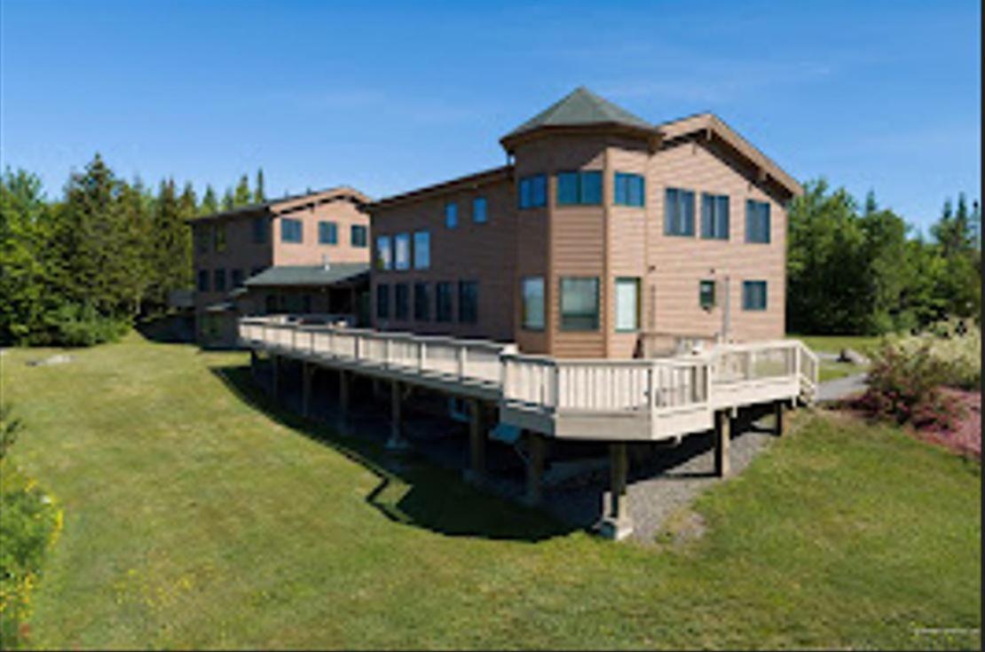 Bear Mountain Lodge. 560 Acre Wooded Estate. view 2