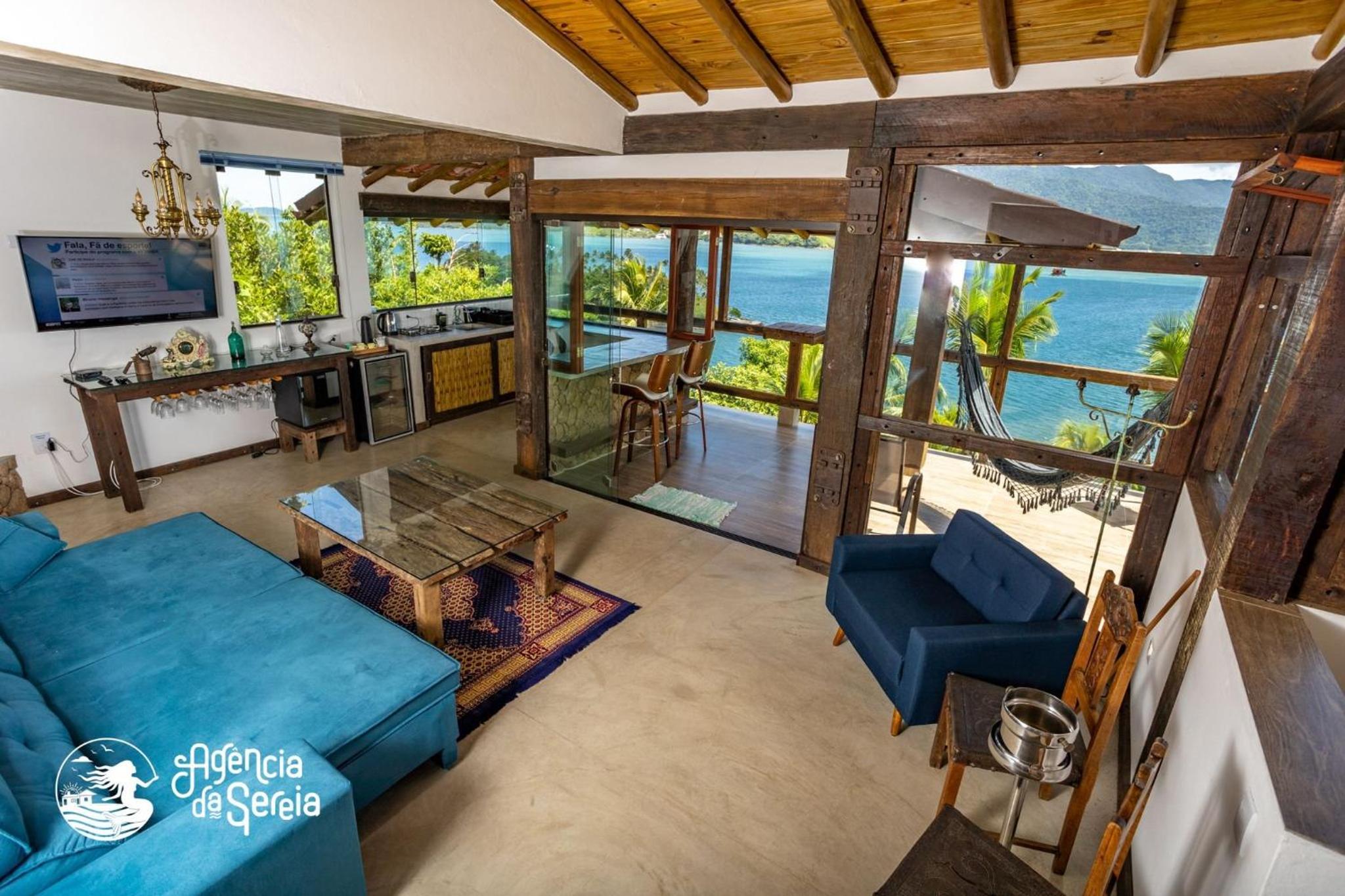 Casa em cond c/vista para Ilha das Cabras em Piúva