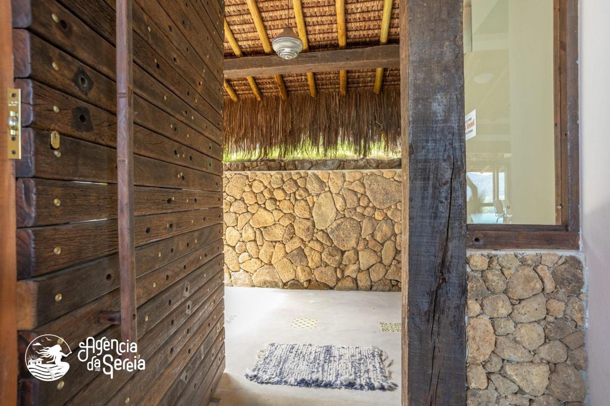 Casa em cond c/vista para Ilha das Cabras em Piúva