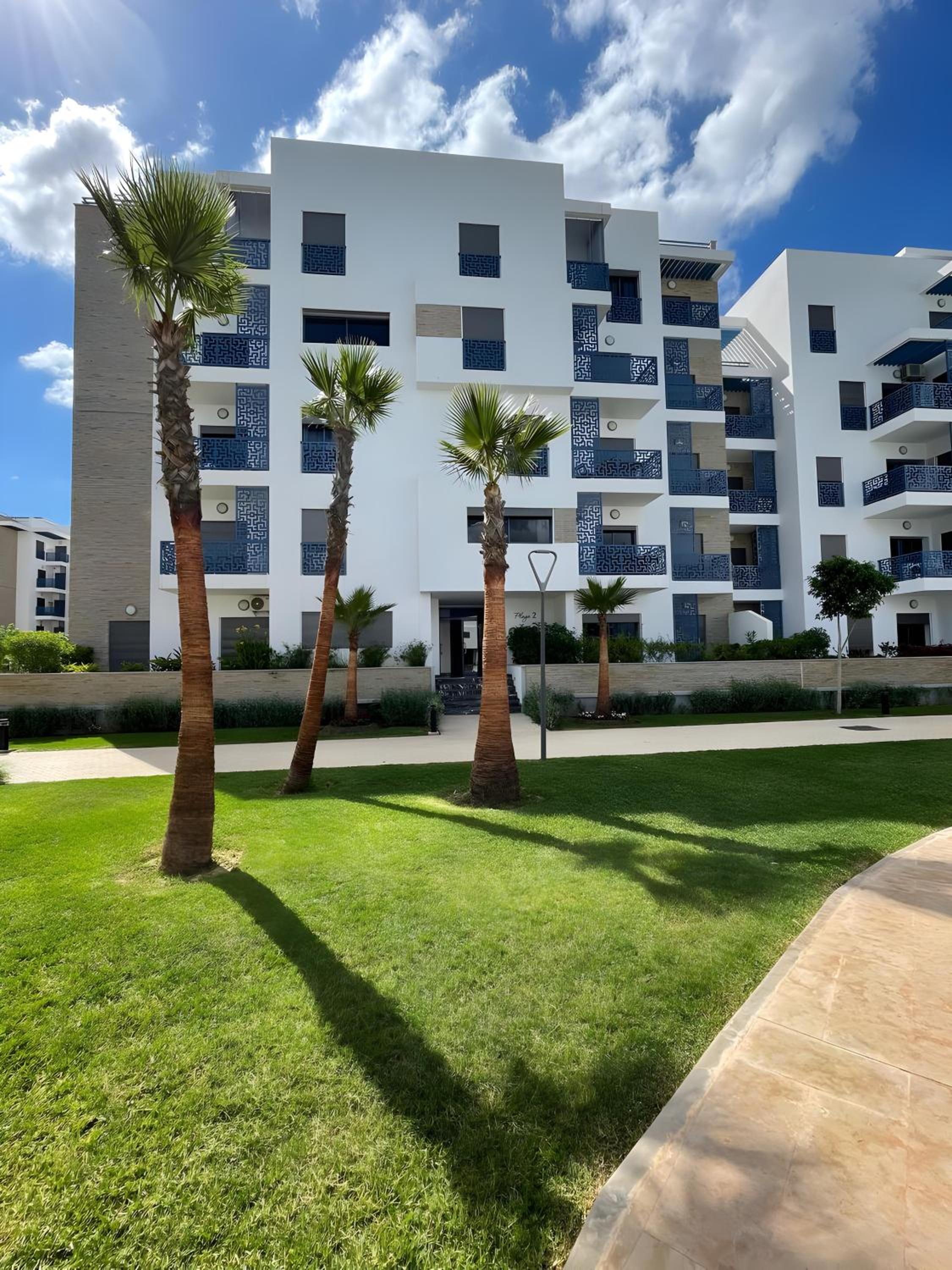 Appartement luxueux - Piscines, Plage 300m, Résidence fermée view 2