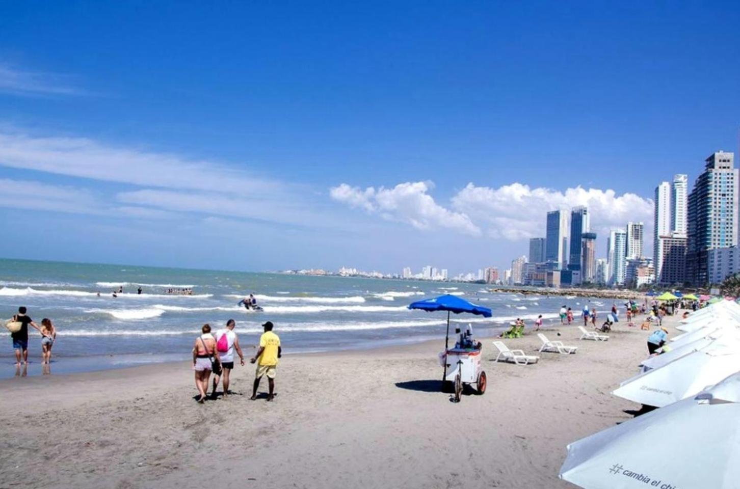 Palmetto Beach con buena vista al mar Cartagena